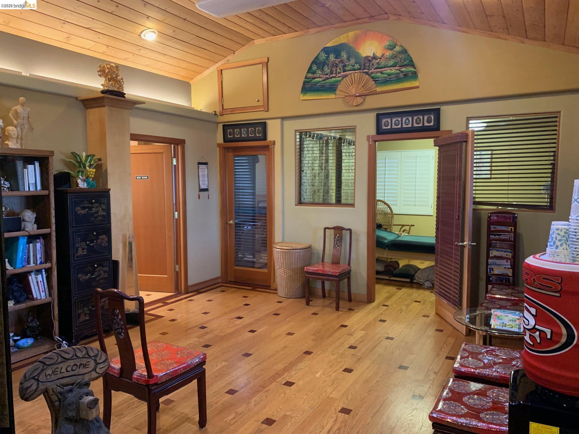 Detail Gallery Image 6 of 21 For 2 Belshaw St, Antioch,  CA 94509 - 2 Beds | 1 Baths