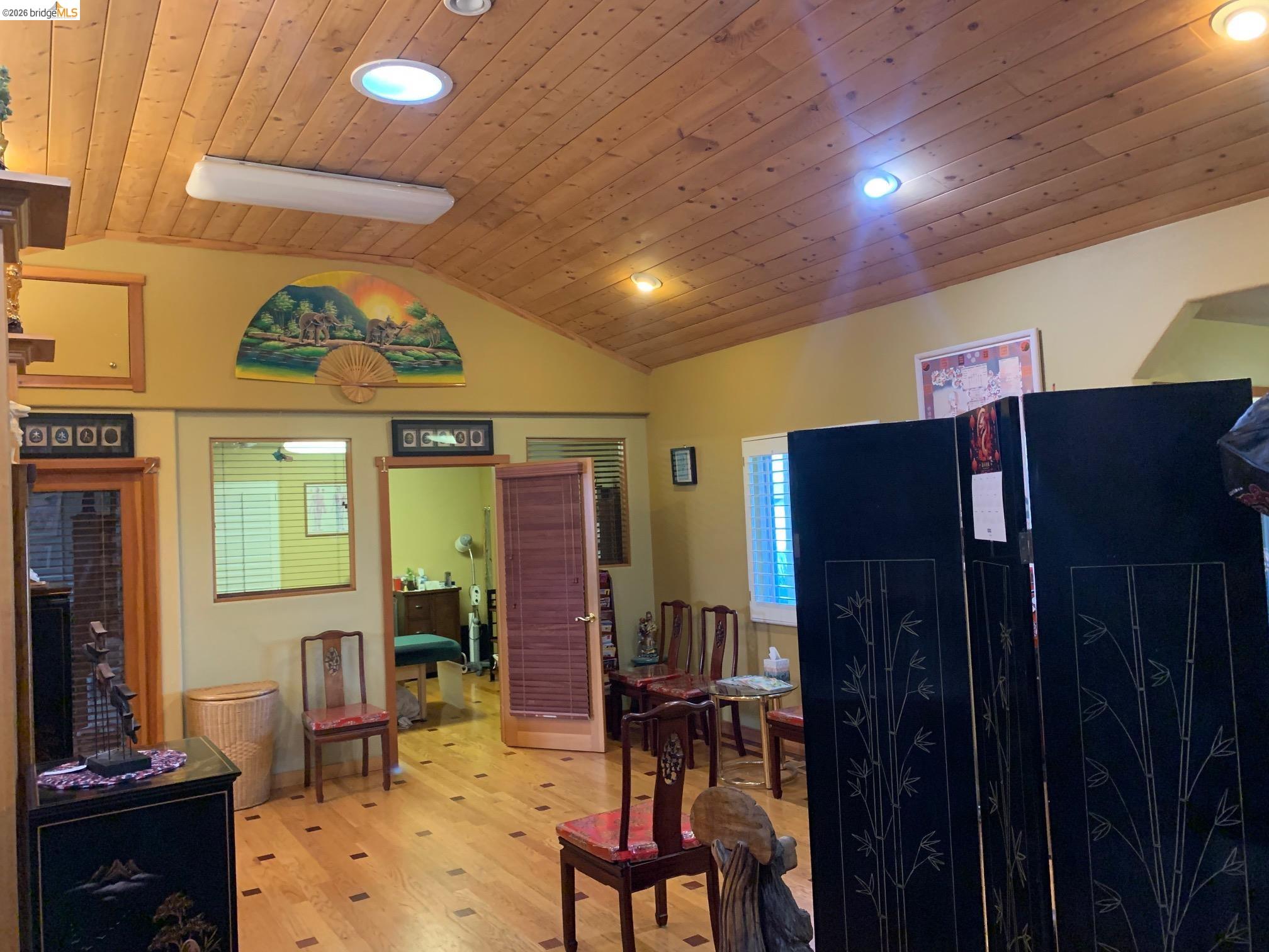 Detail Gallery Image 7 of 21 For 2 Belshaw St, Antioch,  CA 94509 - 2 Beds | 1 Baths