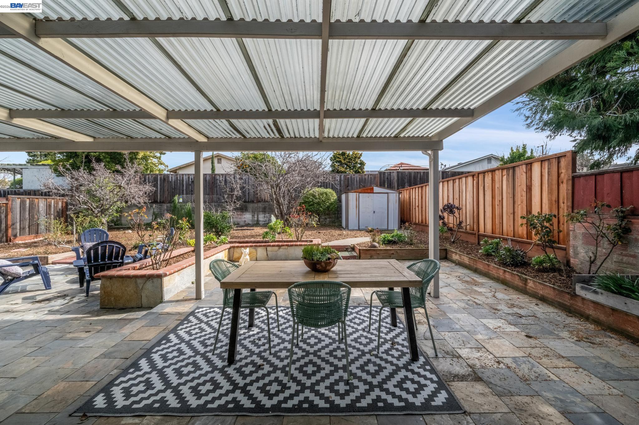 Detail Gallery Image 17 of 39 For 21330 Tyee Street, Castro Valley,  CA 94546 - 3 Beds | 2 Baths