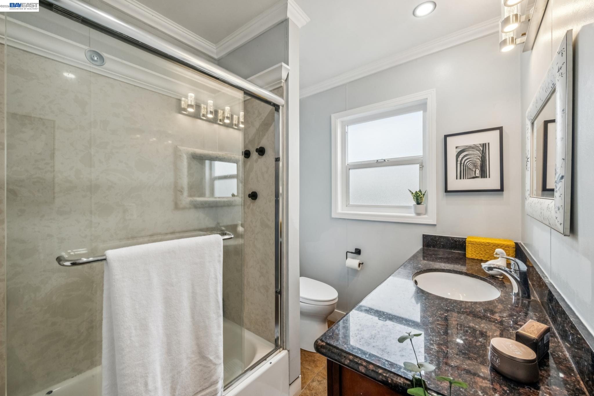 Detail Gallery Image 24 of 39 For 21330 Tyee Street, Castro Valley,  CA 94546 - 3 Beds | 2 Baths