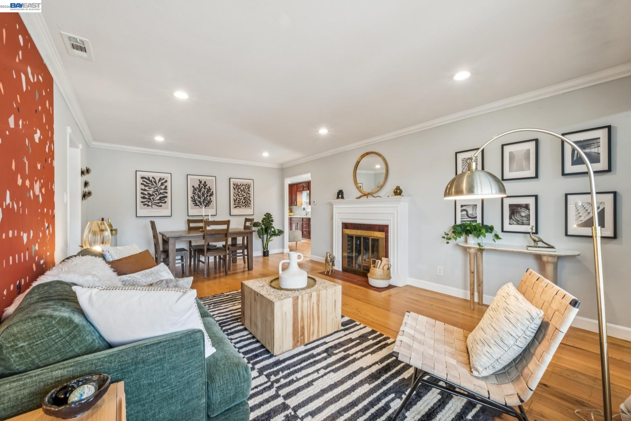 Detail Gallery Image 9 of 39 For 21330 Tyee Street, Castro Valley,  CA 94546 - 3 Beds | 2 Baths