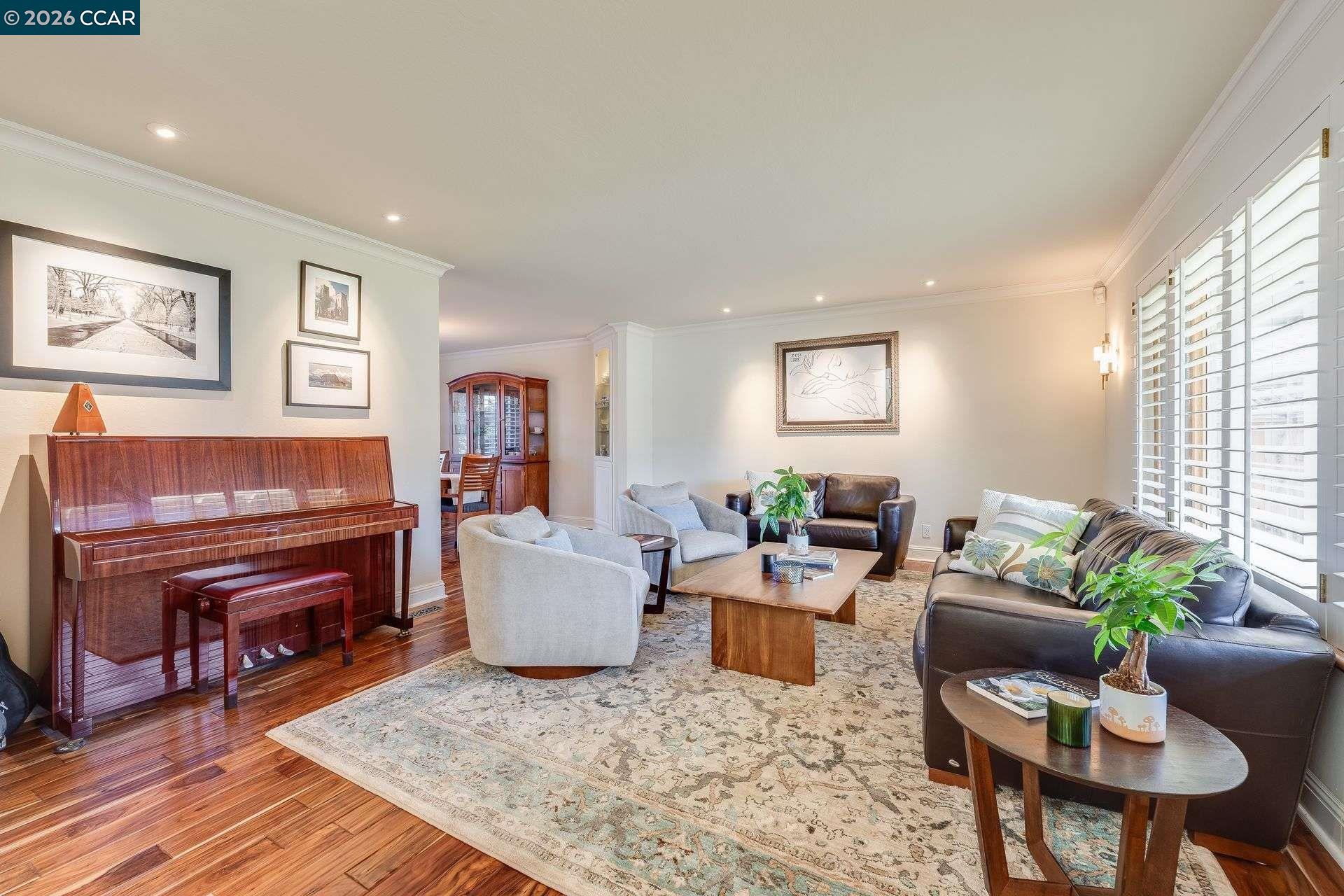 Detail Gallery Image 7 of 49 For 5817 Mitchell Canyon Ct, Clayton,  CA 94517 - 4 Beds | 2/1 Baths