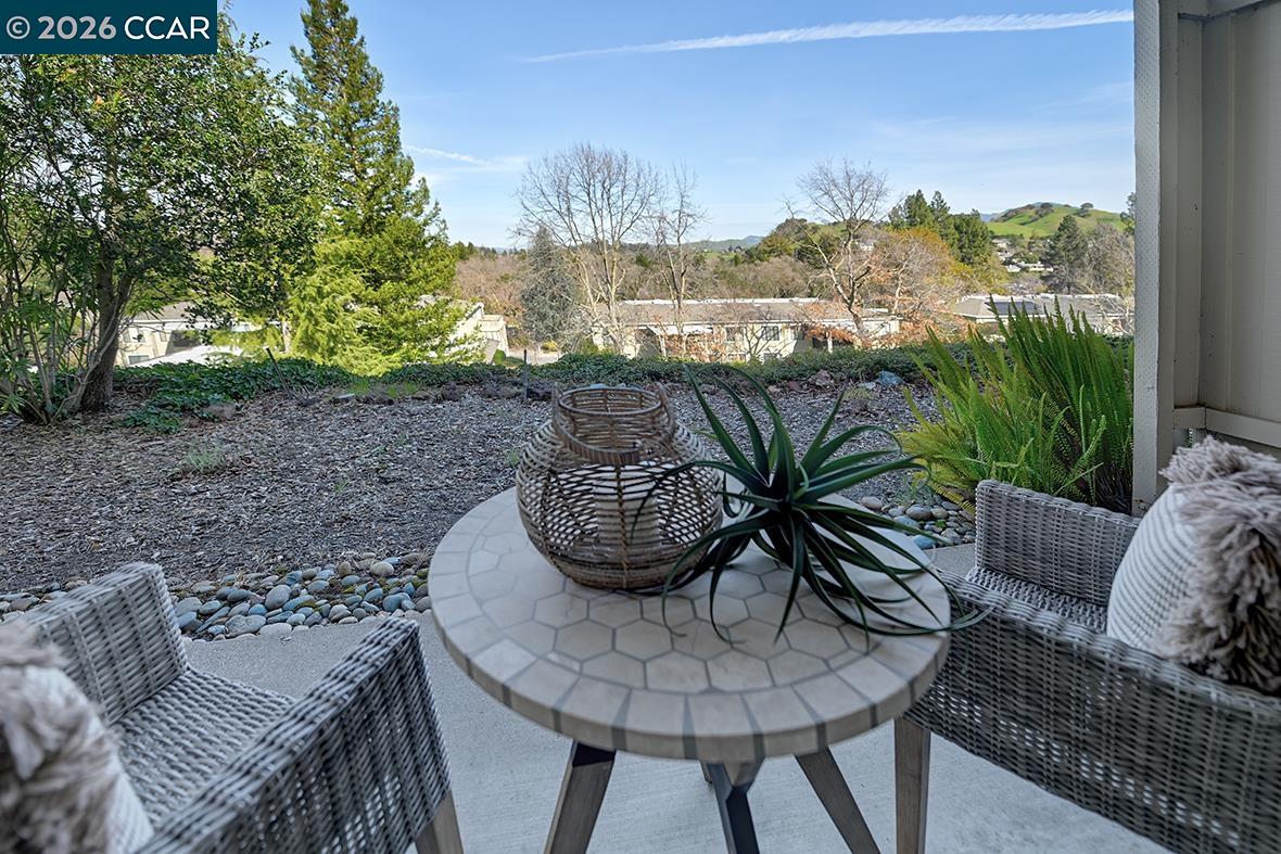 1557 Rockledge Ln UNIT 2, Walnut Creek, CA, 94595