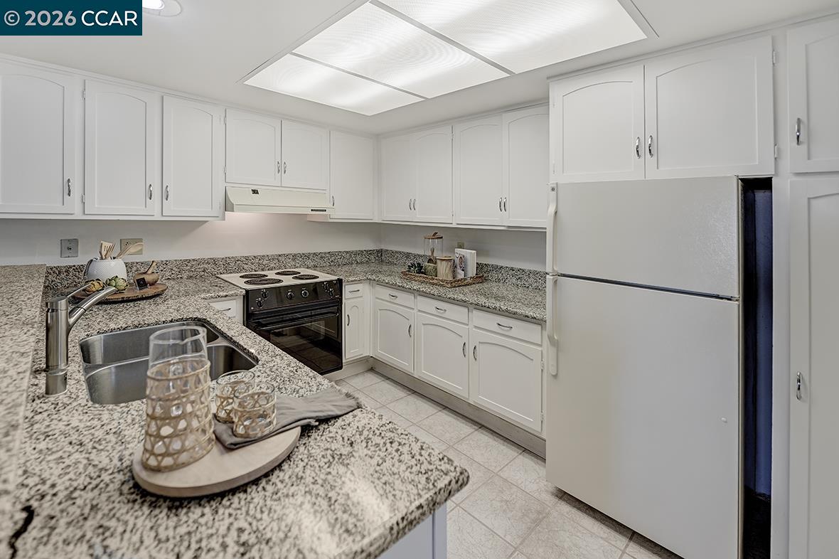 1557 Rockledge Ln UNIT 2, Walnut Creek, CA, 94595