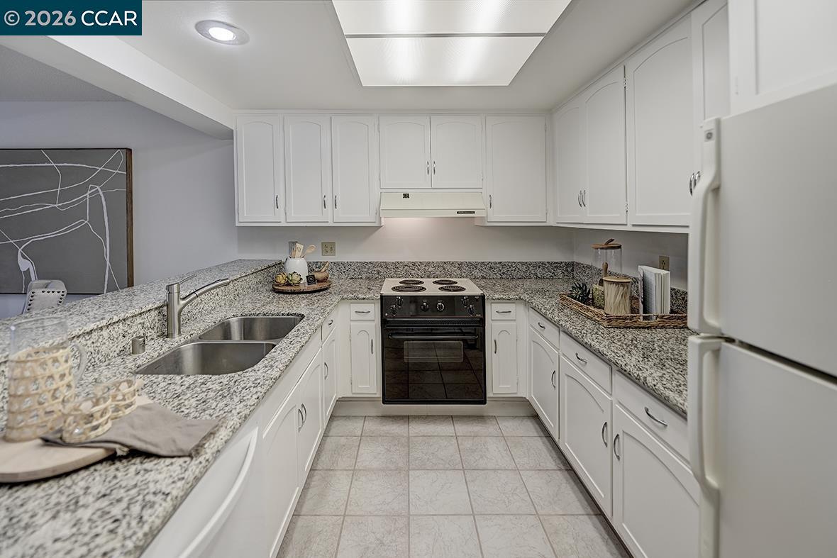 1557 Rockledge Ln UNIT 2, Walnut Creek, CA, 94595