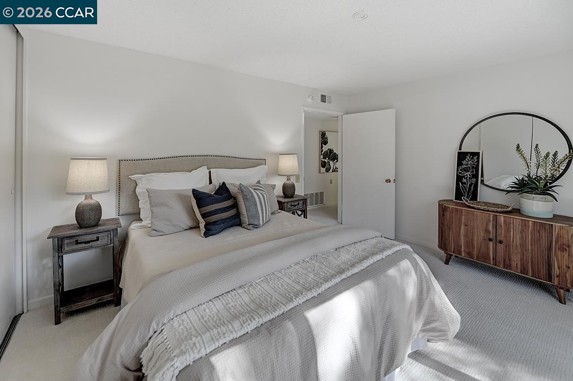 1557 Rockledge Ln UNIT 2, Walnut Creek, CA, 94595