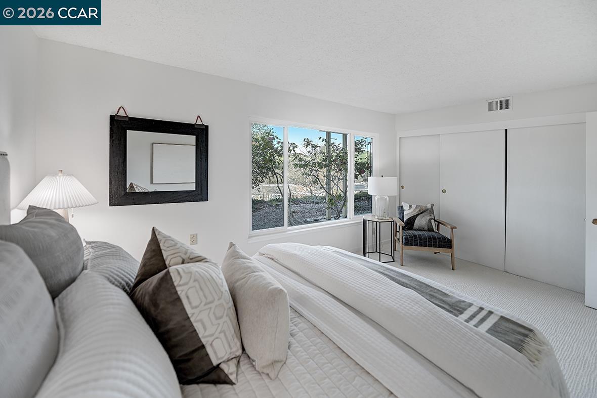 Photo #38: 41125280 Listing: Photo #38