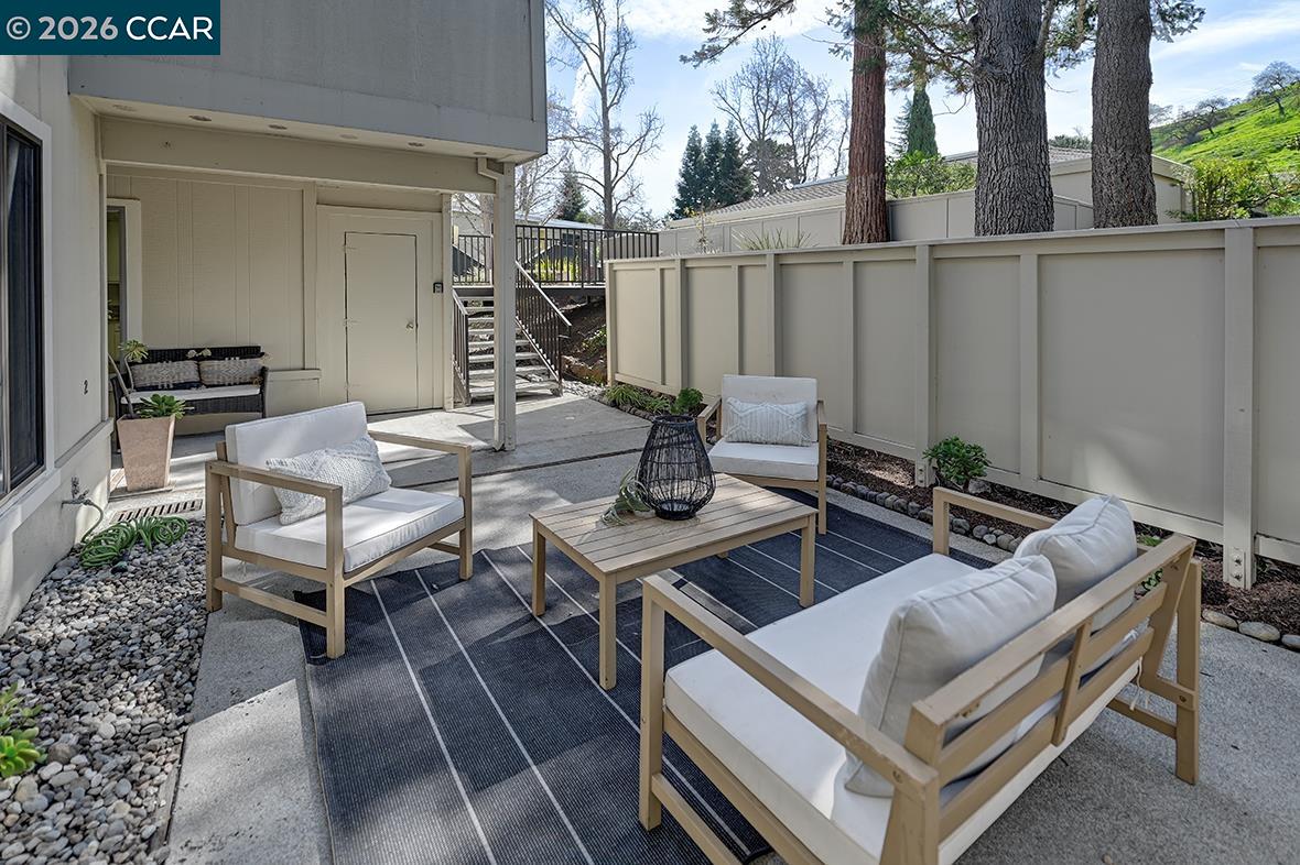 1557 Rockledge Ln UNIT 2, Walnut Creek, CA, 94595