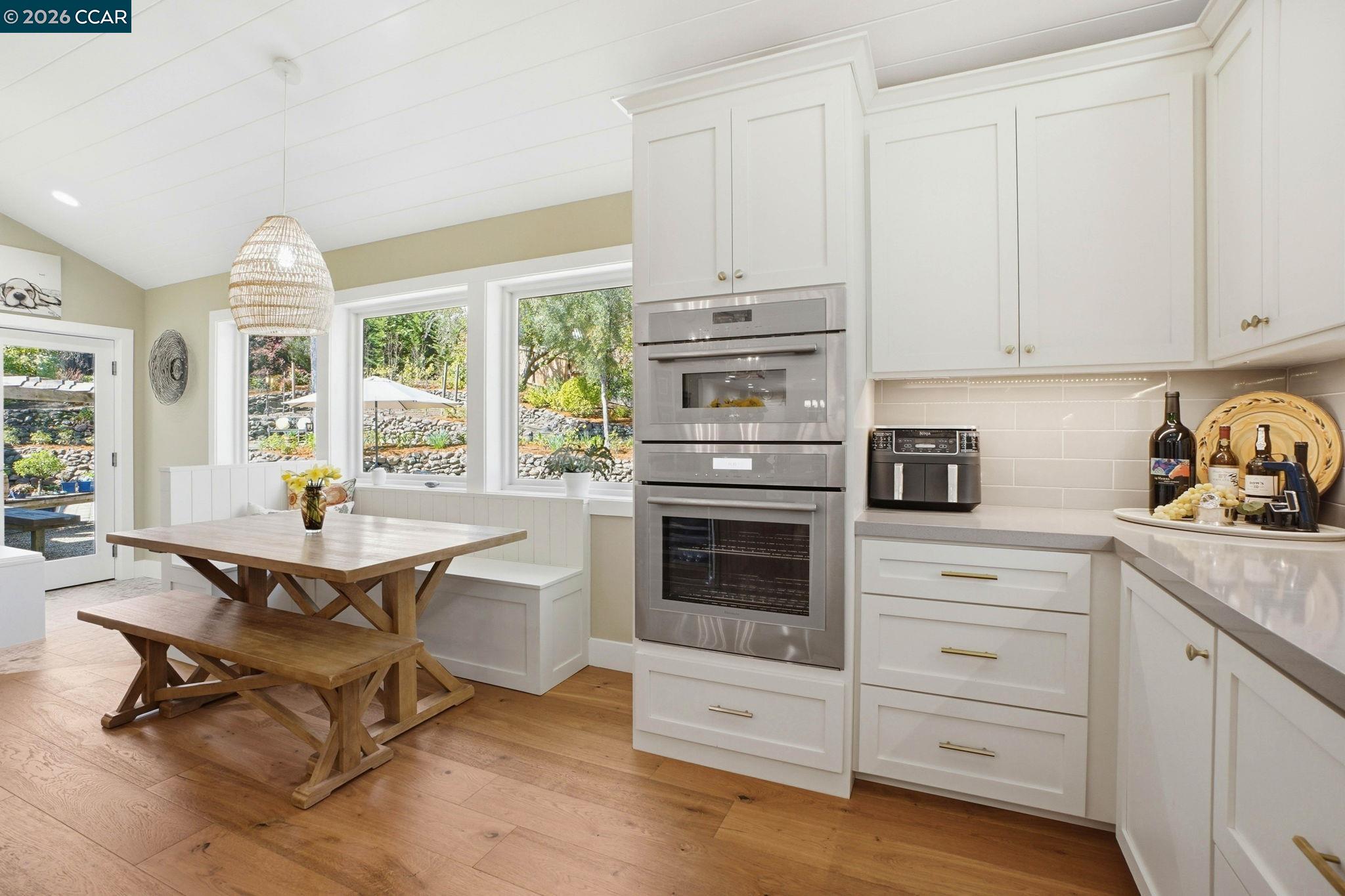 Detail Gallery Image 12 of 41 For 8 Simo Street, Alamo,  CA 94507 - 5 Beds | 3/1 Baths