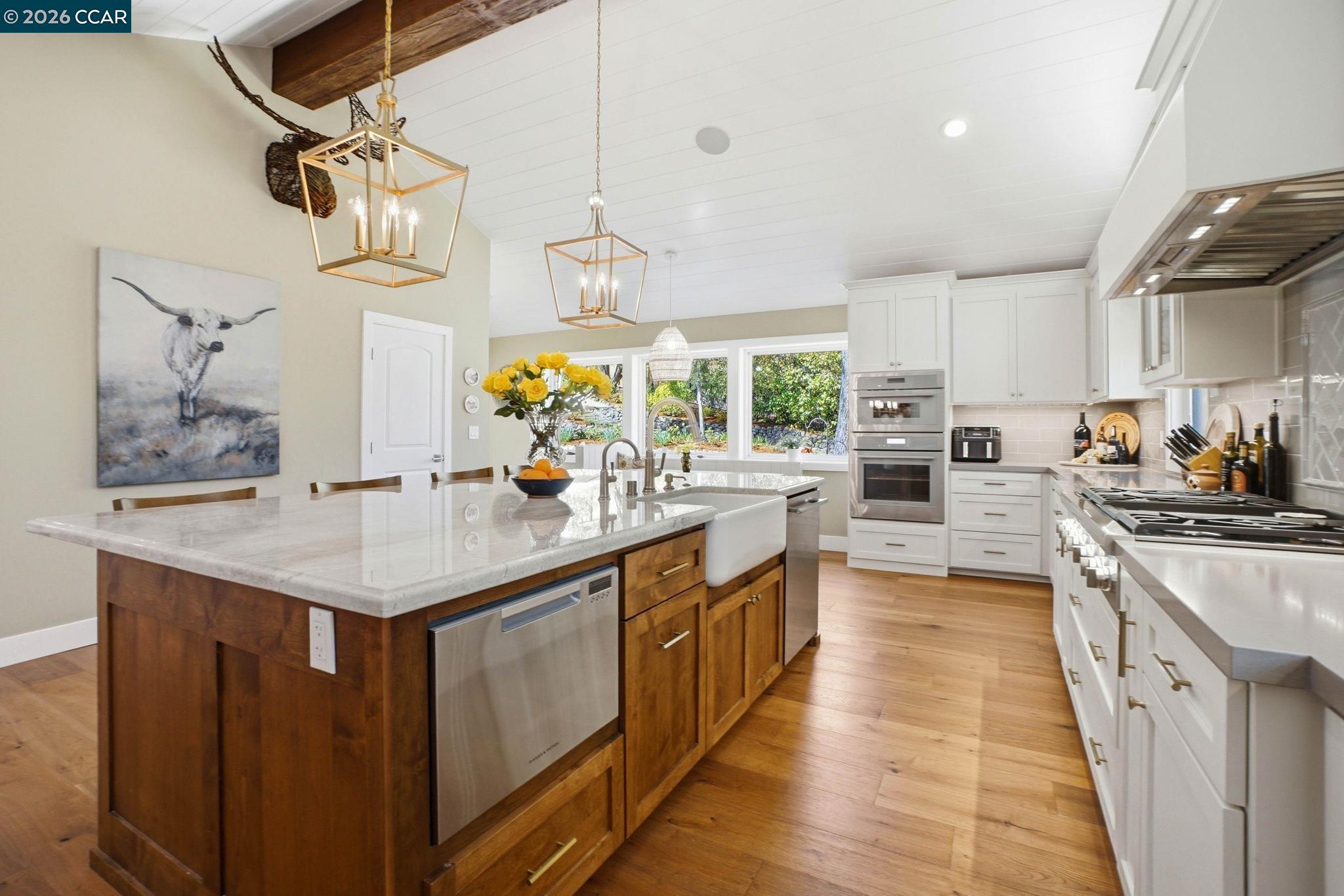 Detail Gallery Image 13 of 41 For 8 Simo Street, Alamo,  CA 94507 - 5 Beds | 3/1 Baths