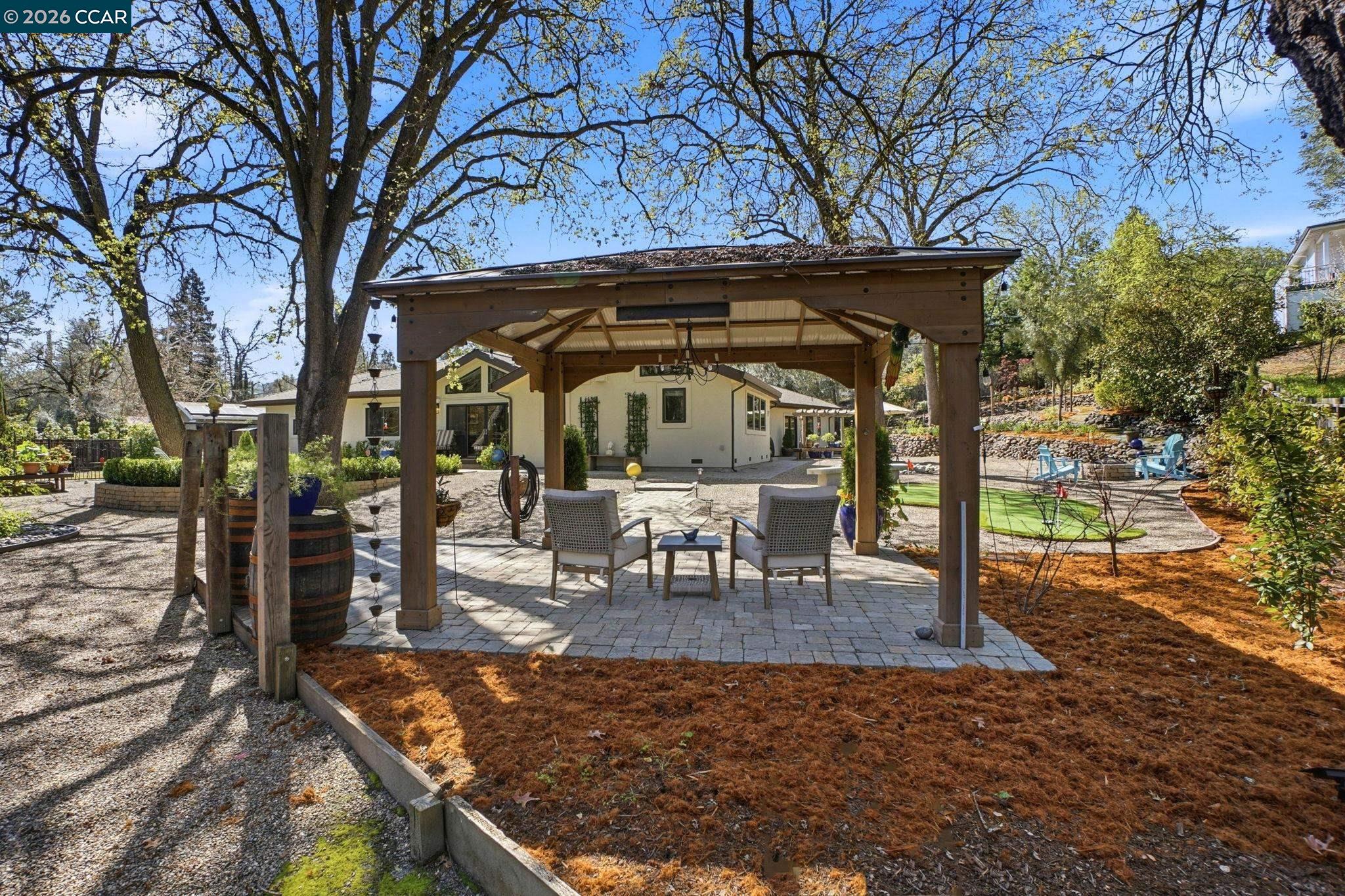 Detail Gallery Image 29 of 41 For 8 Simo Street, Alamo,  CA 94507 - 5 Beds | 3/1 Baths