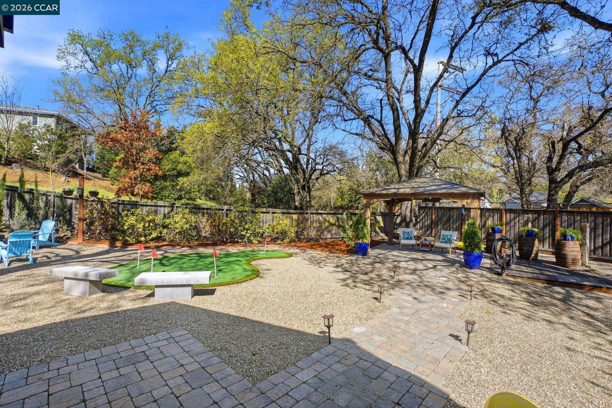 Detail Gallery Image 30 of 41 For 8 Simo Street, Alamo,  CA 94507 - 5 Beds | 3/1 Baths