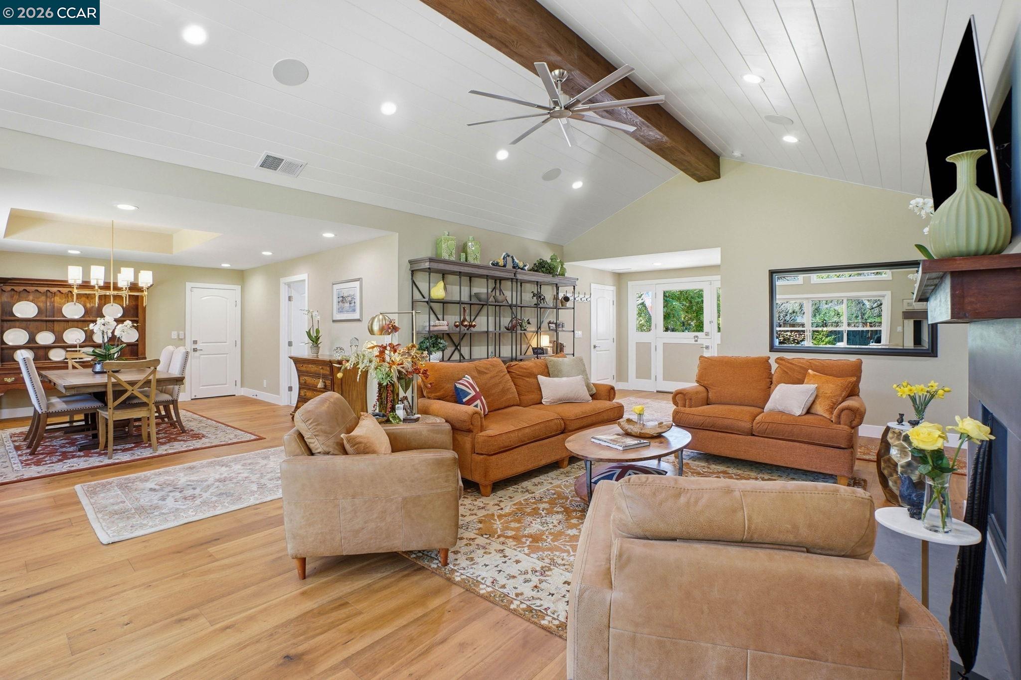 Detail Gallery Image 7 of 41 For 8 Simo Street, Alamo,  CA 94507 - 5 Beds | 3/1 Baths