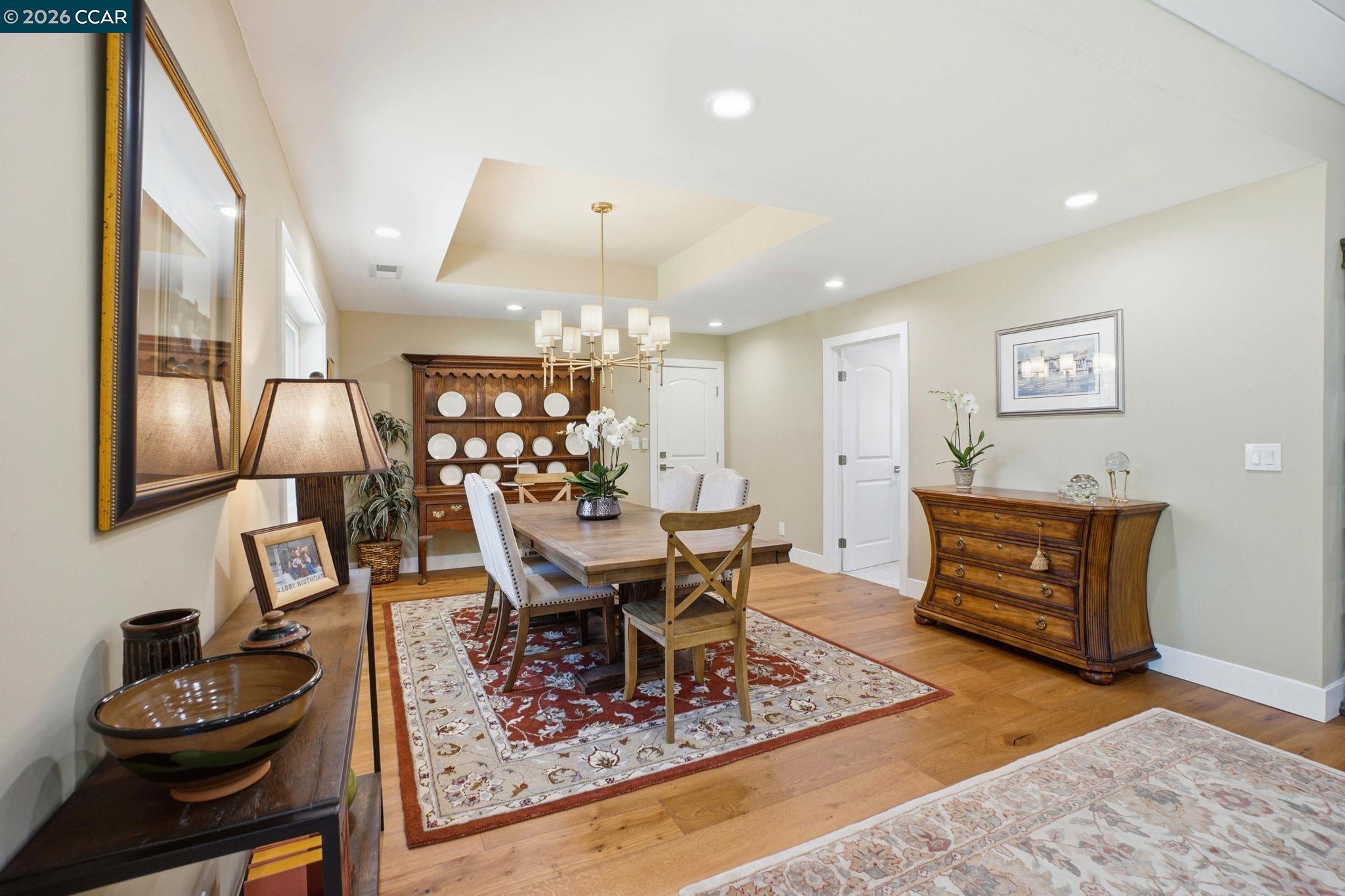 Detail Gallery Image 9 of 41 For 8 Simo Street, Alamo,  CA 94507 - 5 Beds | 3/1 Baths