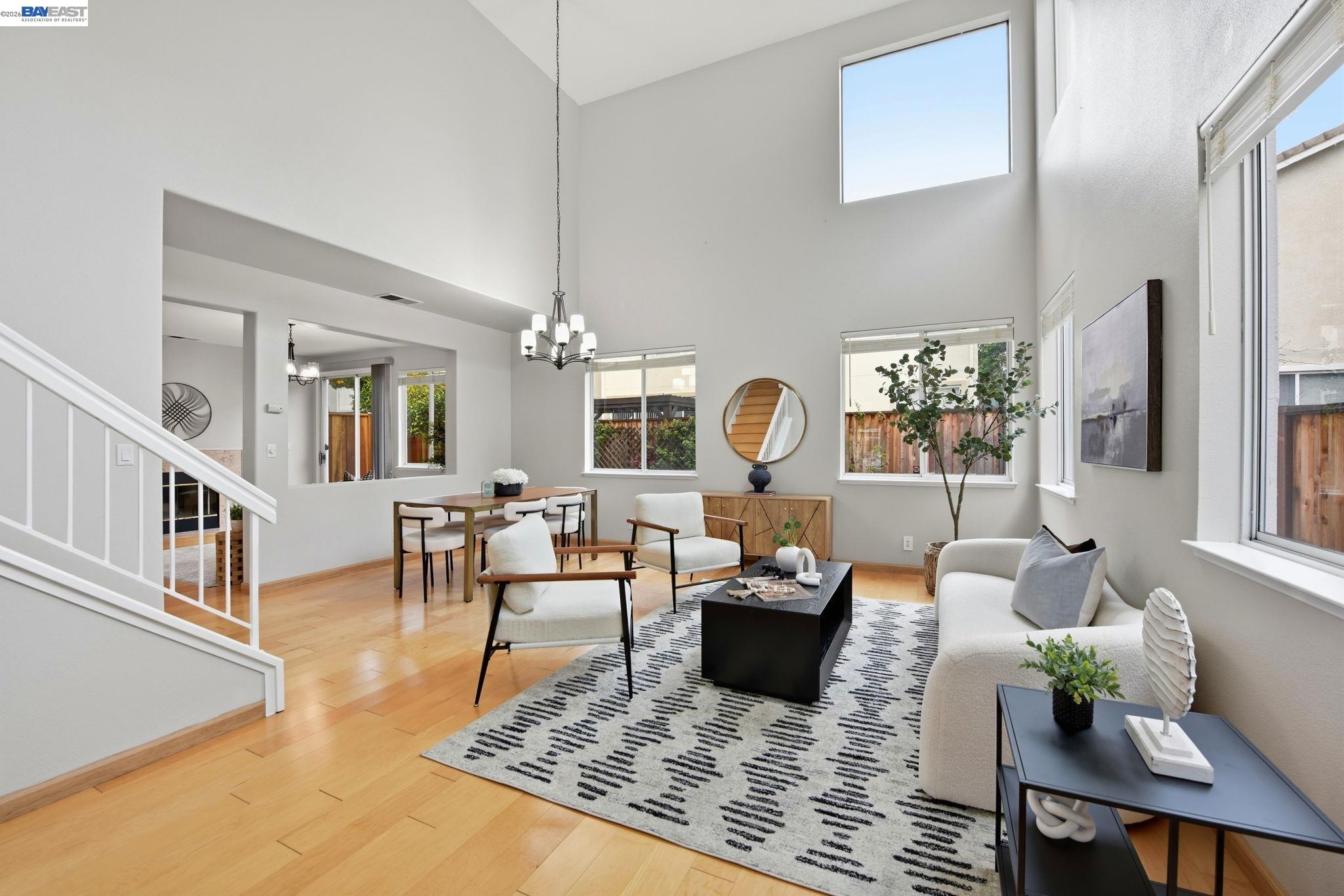 Detail Gallery Image 12 of 56 For 15518 Harbor Way, San Leandro,  CA 94579 - 5 Beds | 3 Baths