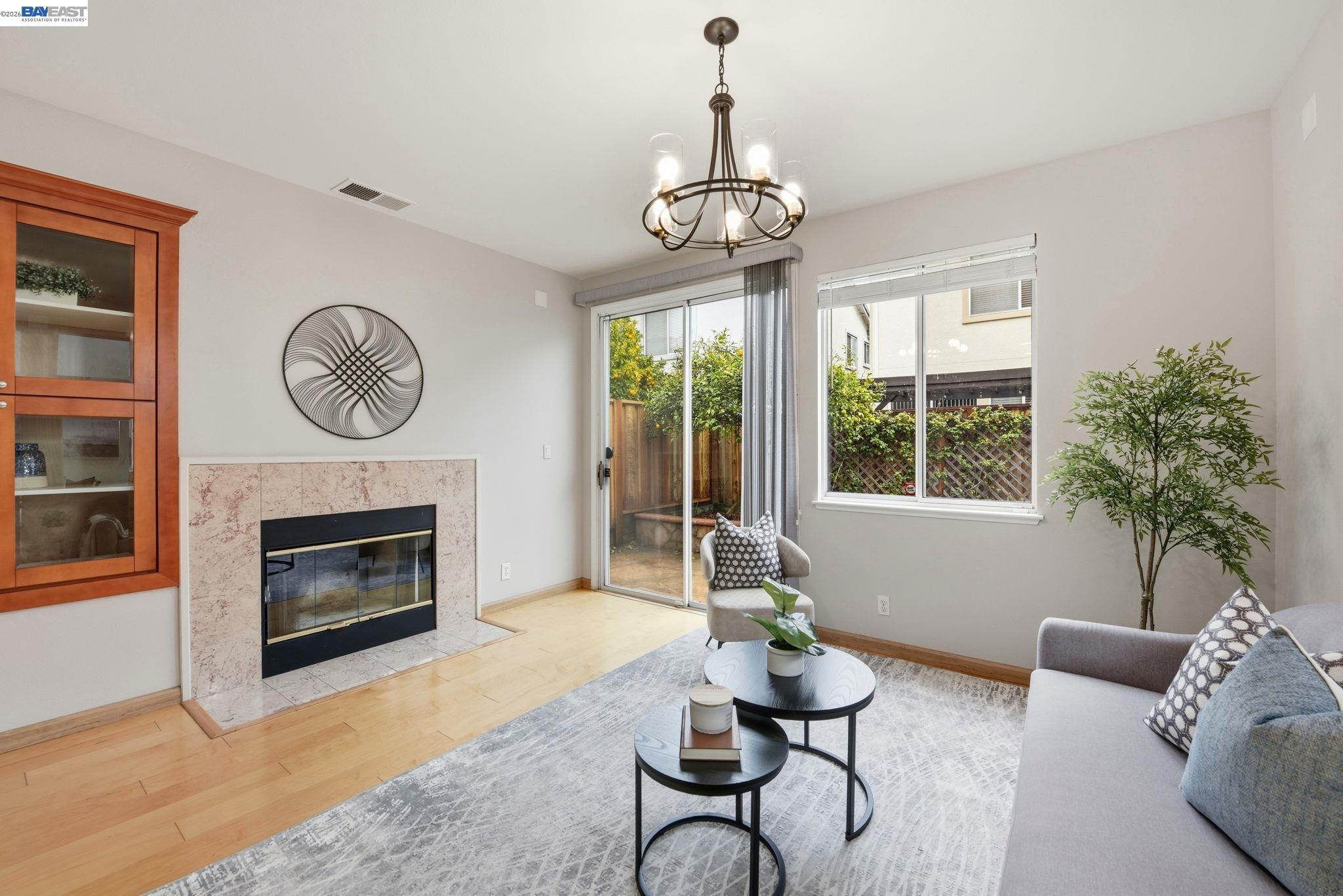 Detail Gallery Image 16 of 56 For 15518 Harbor Way, San Leandro,  CA 94579 - 5 Beds | 3 Baths