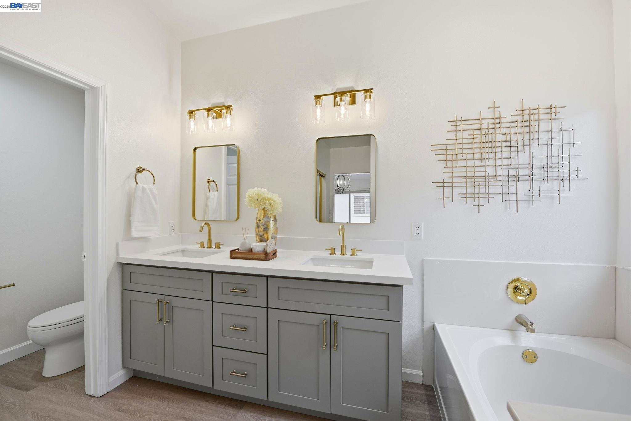 Detail Gallery Image 43 of 56 For 15518 Harbor Way, San Leandro,  CA 94579 - 5 Beds | 3 Baths