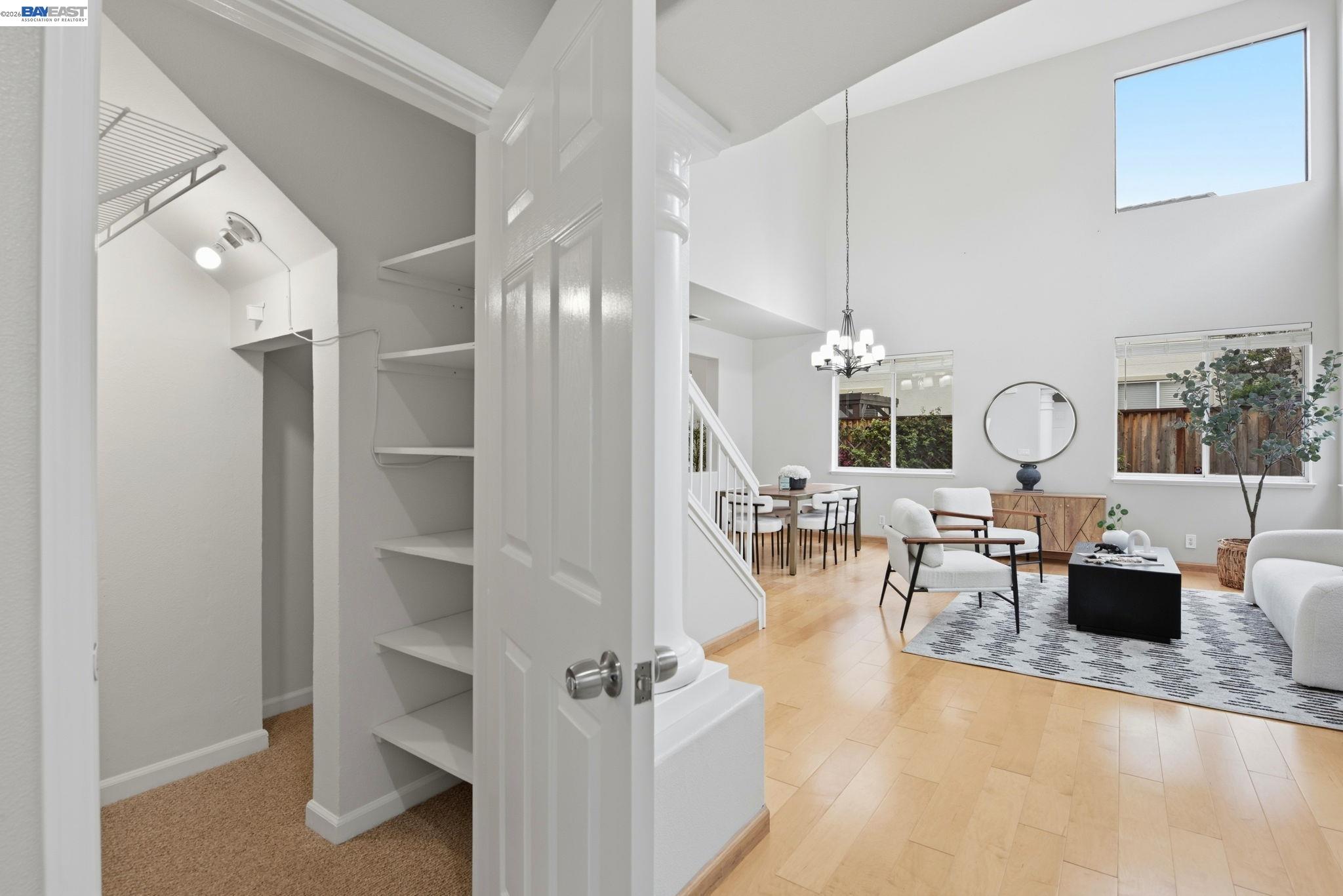 Detail Gallery Image 7 of 56 For 15518 Harbor Way, San Leandro,  CA 94579 - 5 Beds | 3 Baths