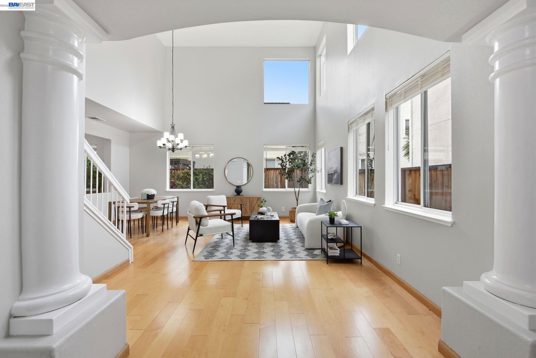 Detail Gallery Image 8 of 56 For 15518 Harbor Way, San Leandro,  CA 94579 - 5 Beds | 3 Baths