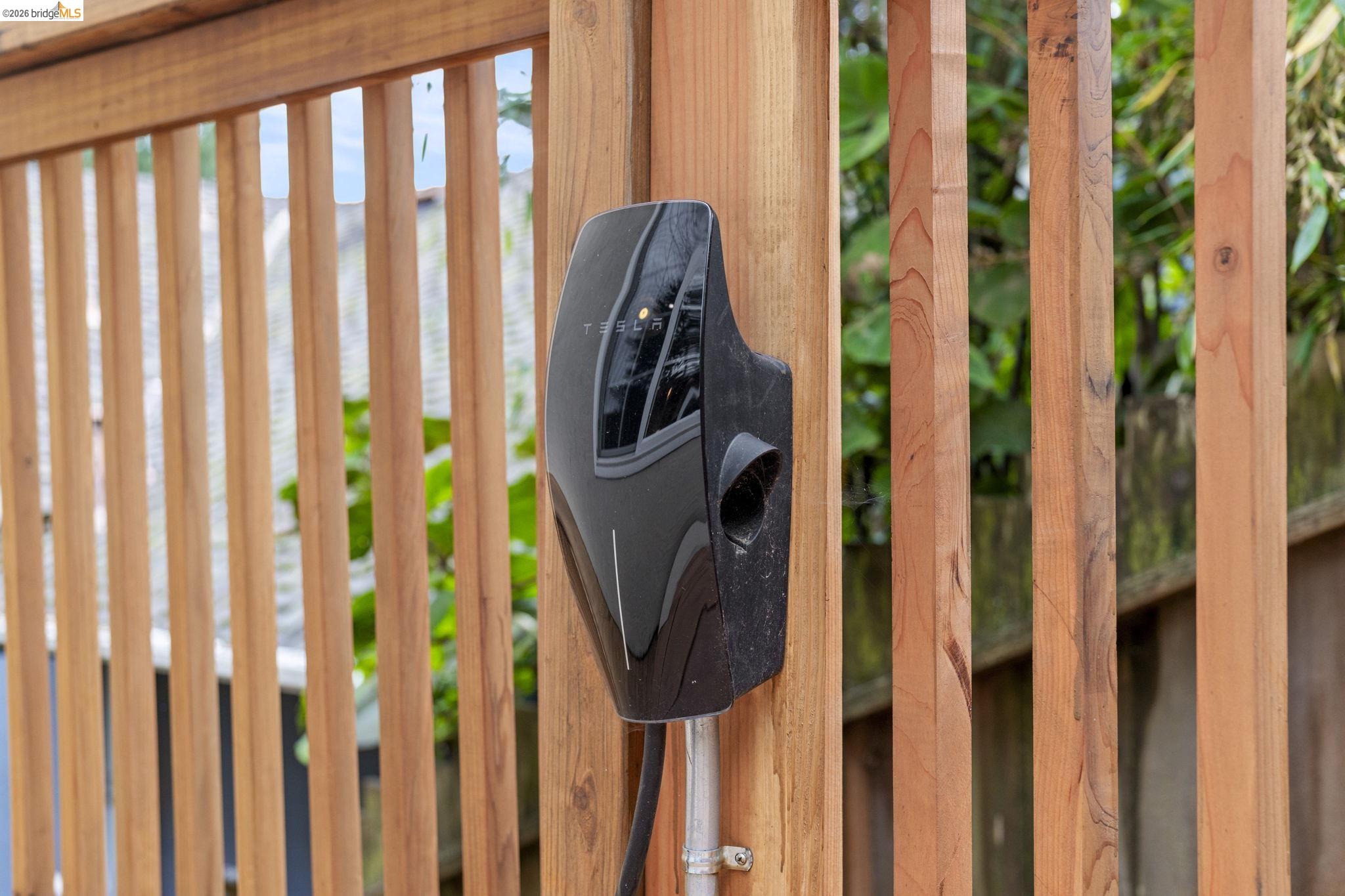 Detail Gallery Image 52 of 52 For 2 Cortez Ct, Oakland,  CA 94611 - 3 Beds | 2 Baths