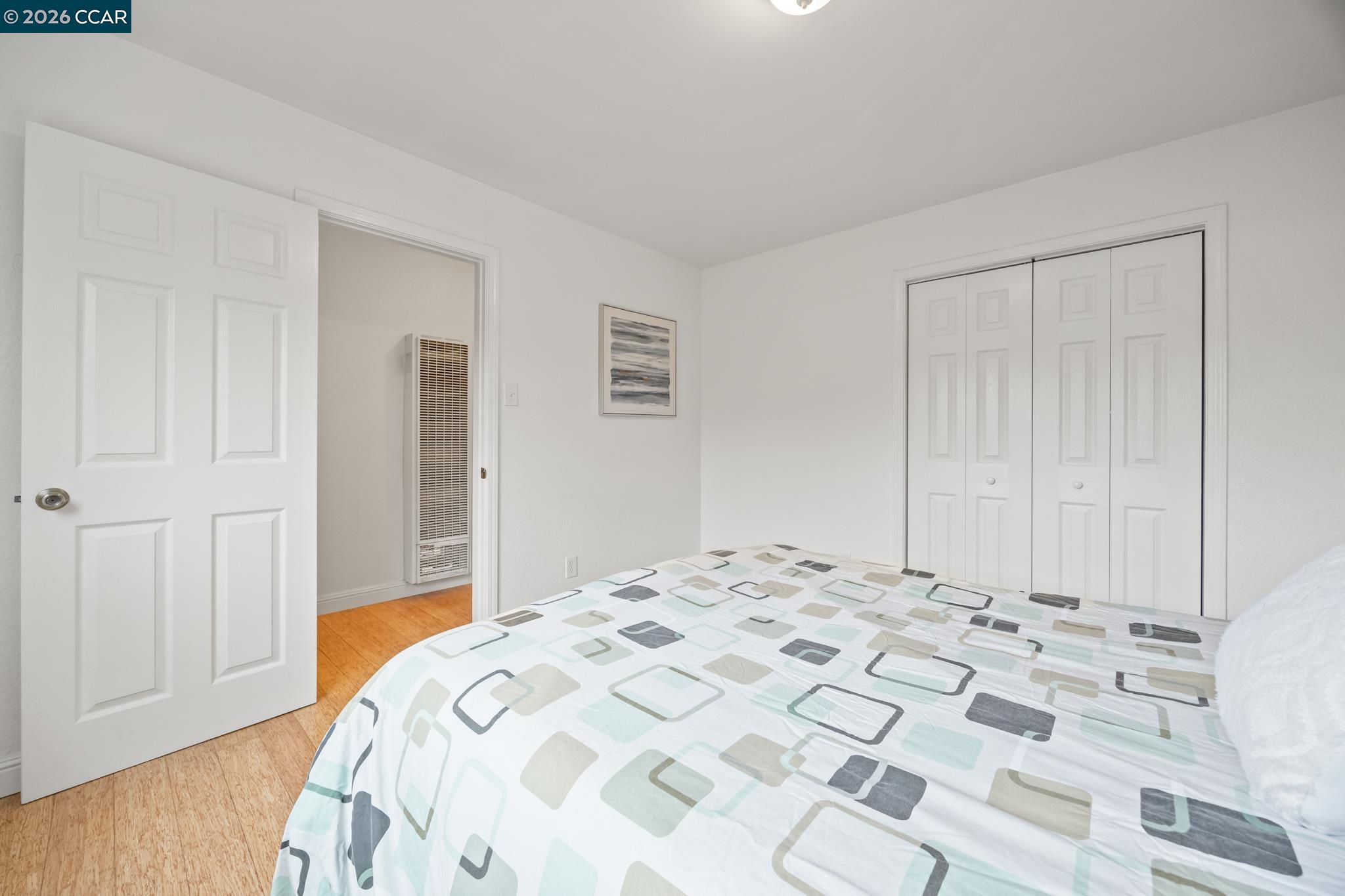 Detail Gallery Image 22 of 39 For 2327 10th Street #4,  Berkeley,  CA 94710 - 2 Beds | 1 Baths