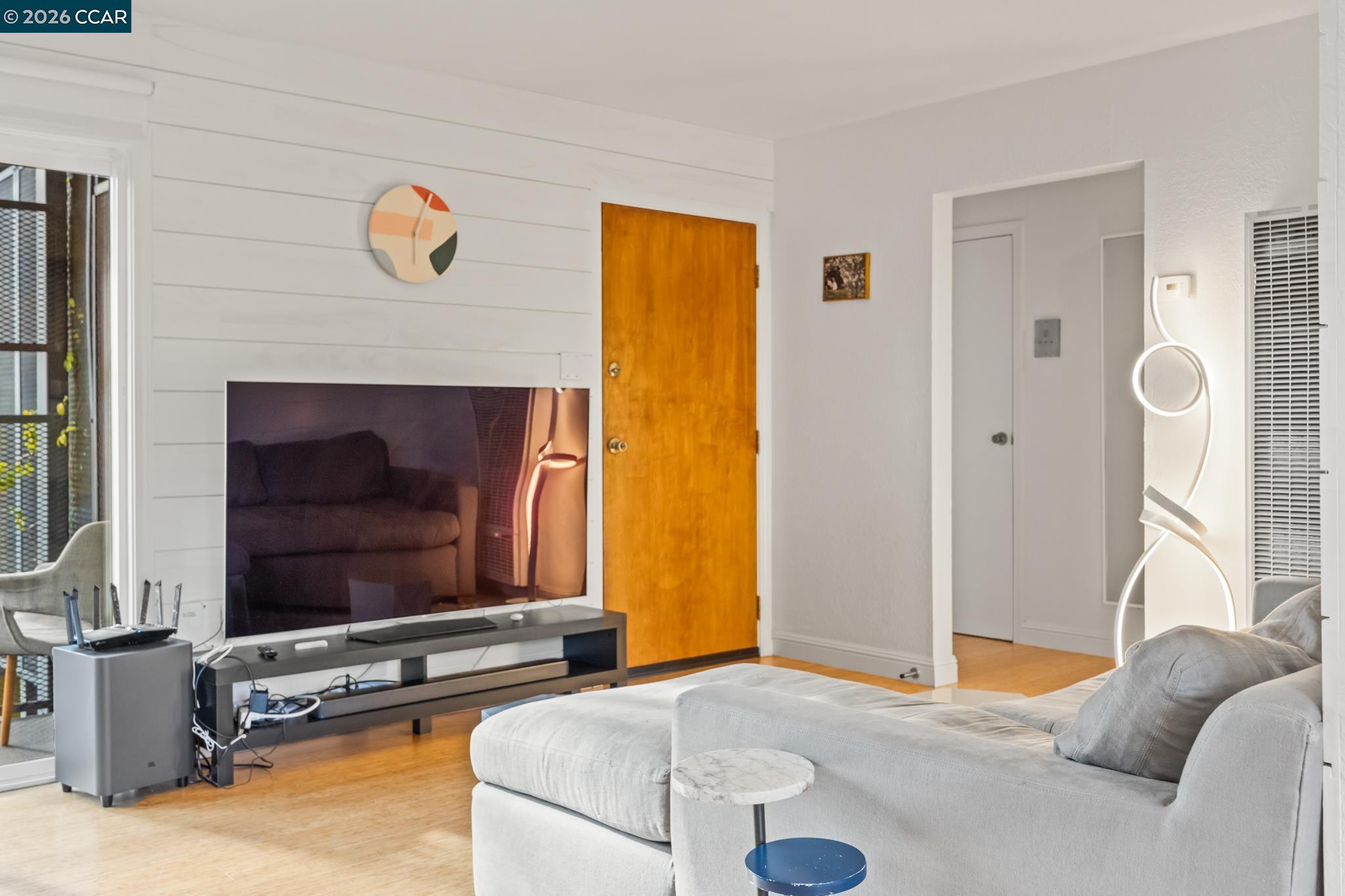 Photo #7: 41125288 Listing: Photo #7