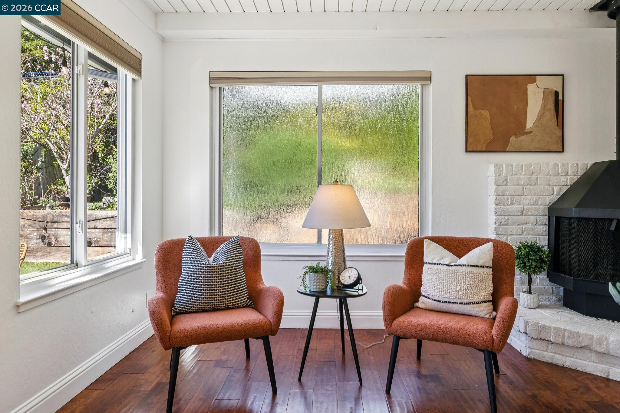 Detail Gallery Image 16 of 53 For 4037 Rusting Ave, Oakland,  CA 94605 - 4 Beds | 2 Baths