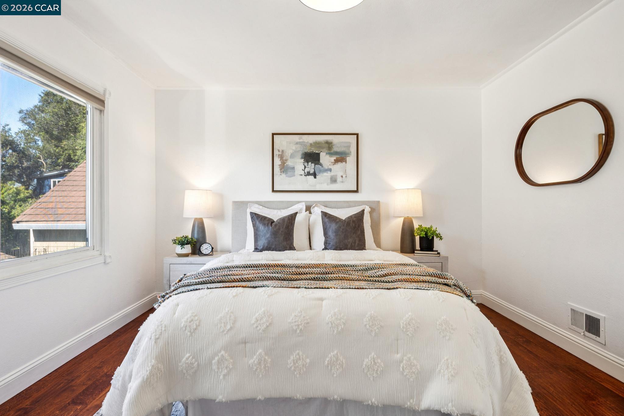 Detail Gallery Image 27 of 53 For 4037 Rusting Ave, Oakland,  CA 94605 - 4 Beds | 2 Baths