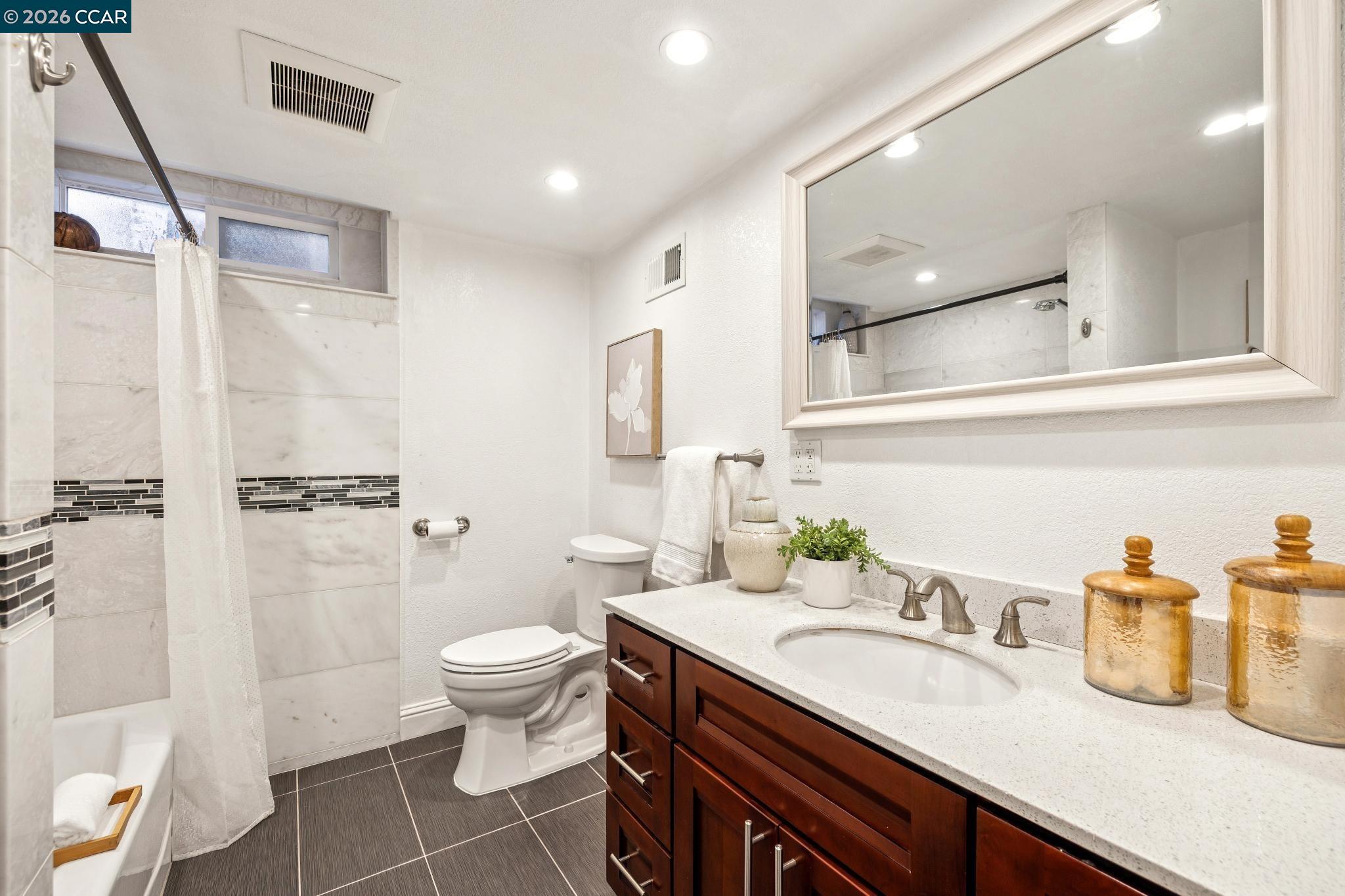 Detail Gallery Image 36 of 53 For 4037 Rusting Ave, Oakland,  CA 94605 - 4 Beds | 2 Baths