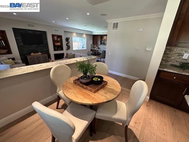 Detail Gallery Image 11 of 21 For 1074 Harvest Cir, Pleasanton,  CA 94566 - 4 Beds | 3 Baths