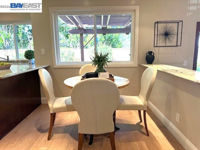 Detail Gallery Image 12 of 21 For 1074 Harvest Cir, Pleasanton,  CA 94566 - 4 Beds | 3 Baths