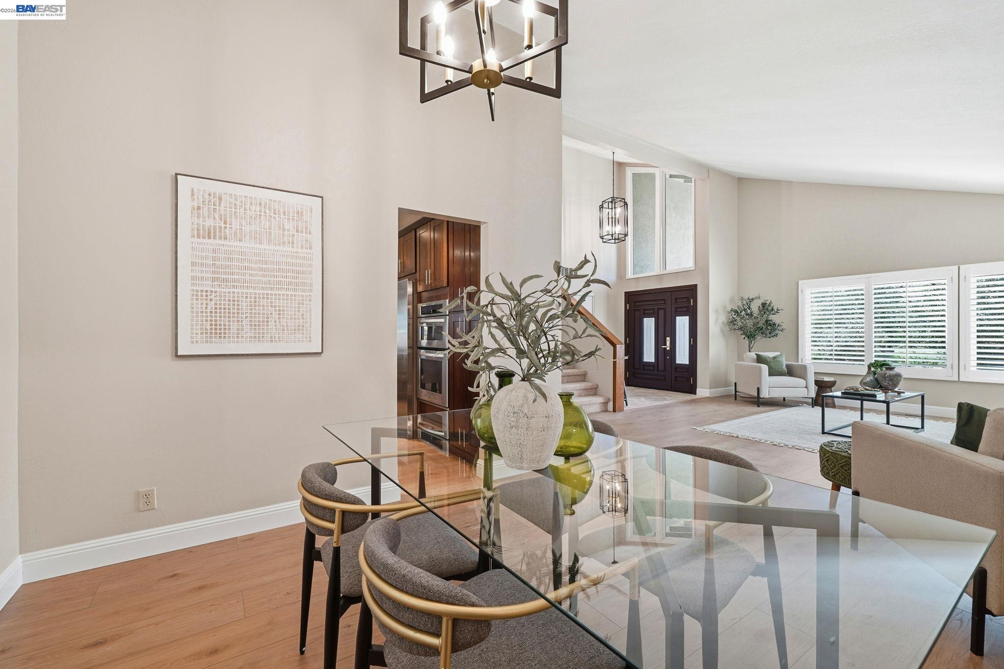 Detail Gallery Image 14 of 59 For 1074 Harvest Cir, Pleasanton,  CA 94566 - 4 Beds | 3 Baths