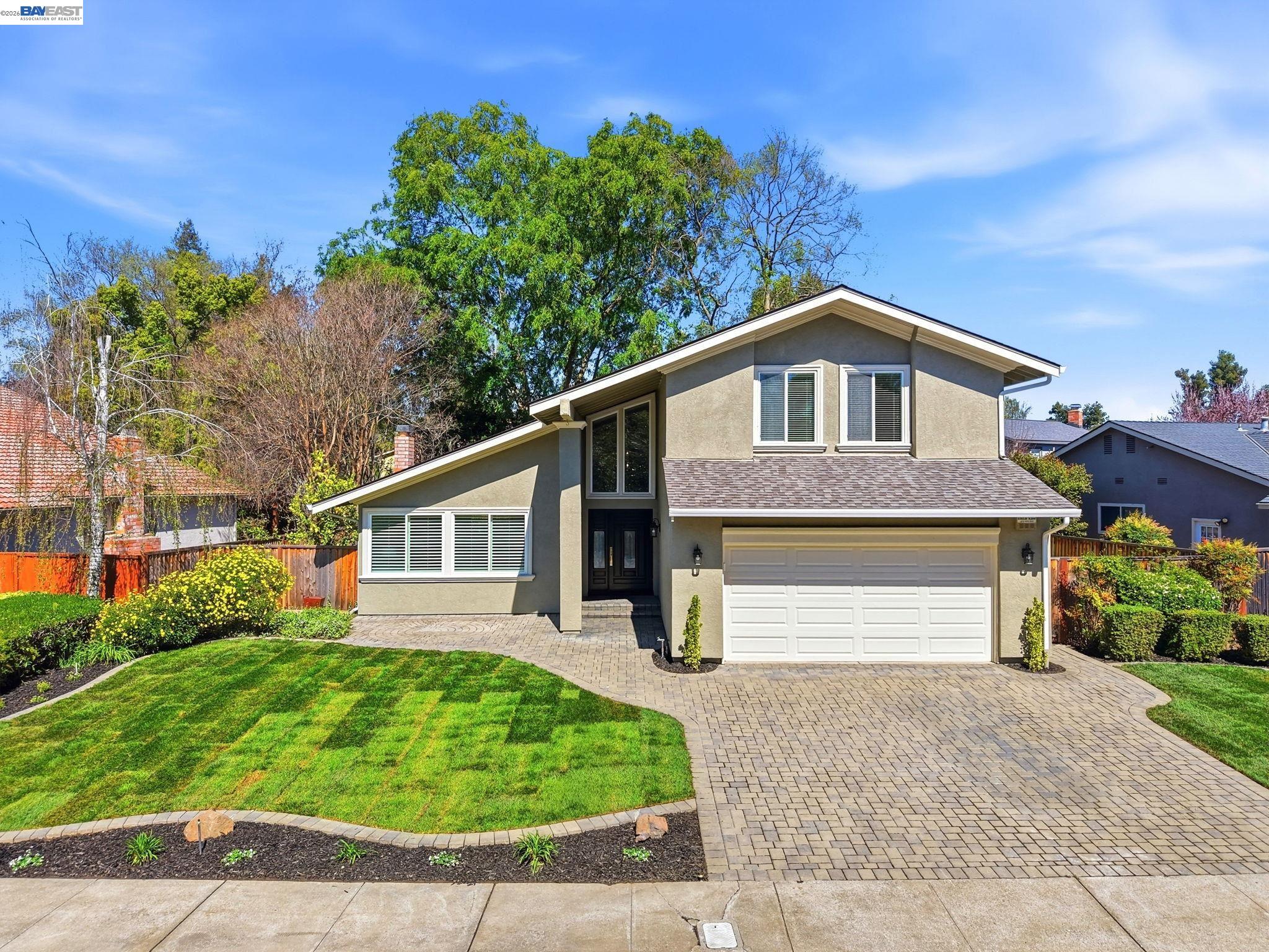 Detail Gallery Image 4 of 59 For 1074 Harvest Cir, Pleasanton,  CA 94566 - 4 Beds | 3 Baths