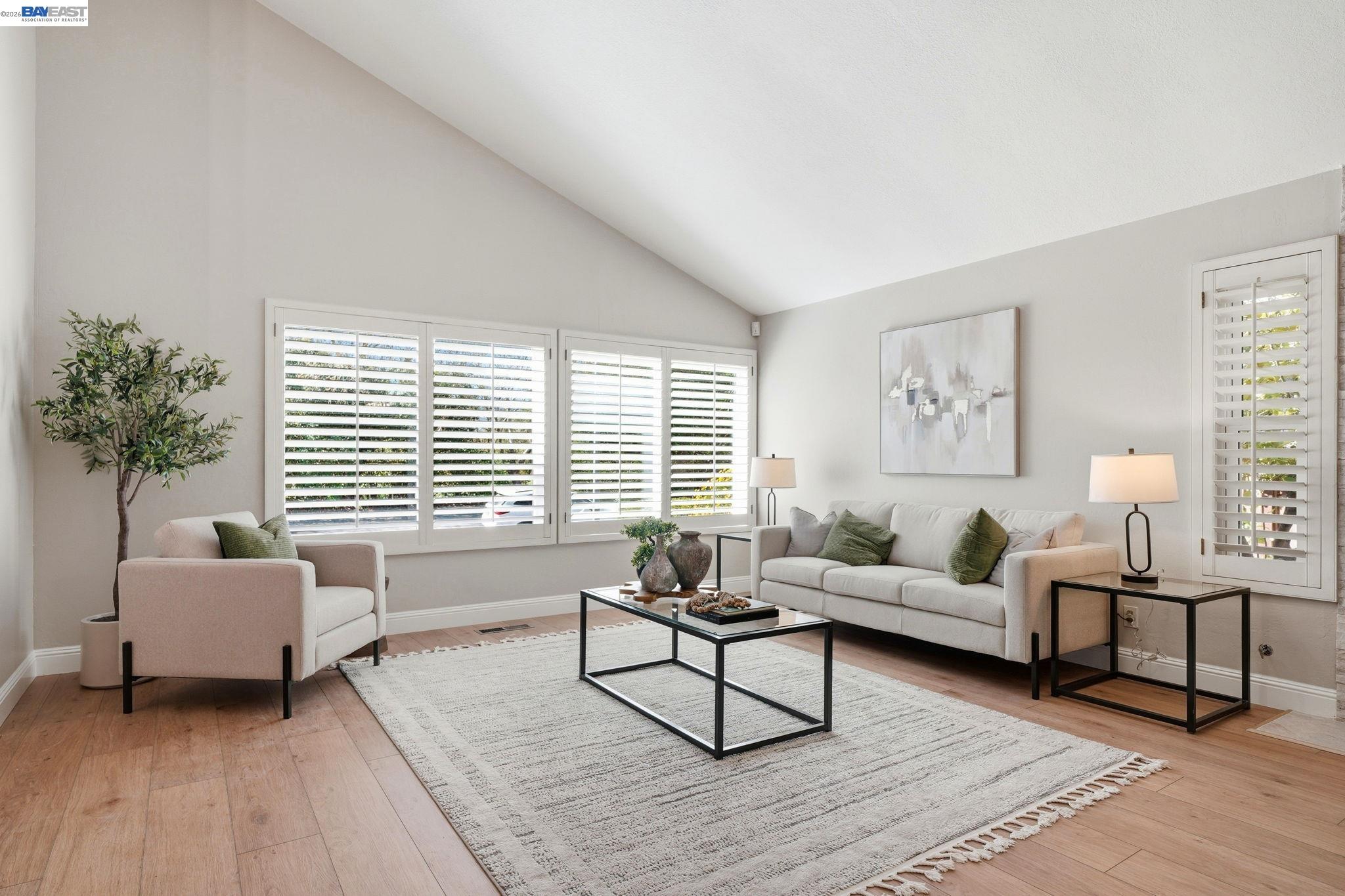 Detail Gallery Image 10 of 59 For 1074 Harvest Cir, Pleasanton,  CA 94566 - 4 Beds | 3 Baths