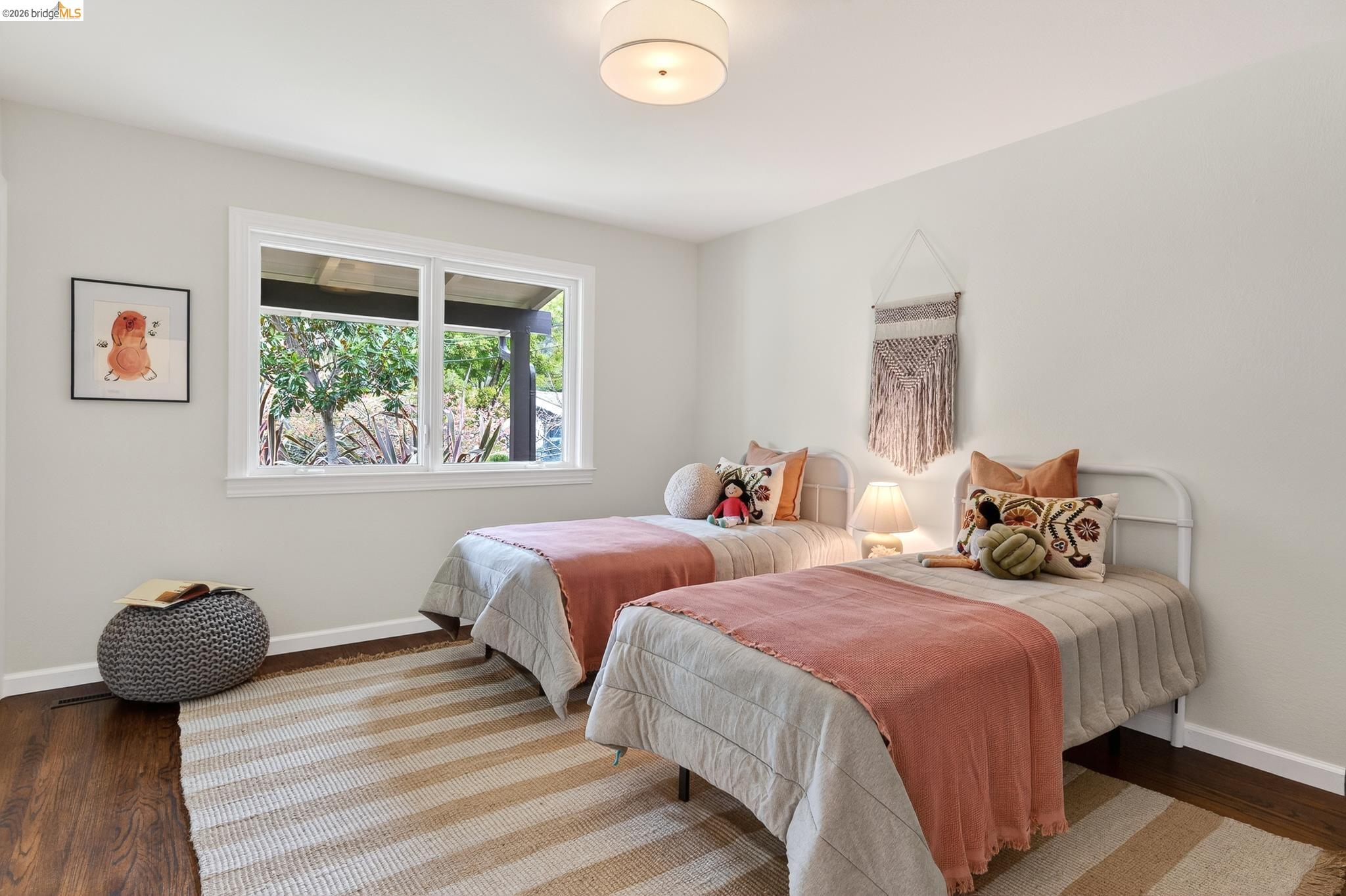 Detail Gallery Image 41 of 52 For 261 Silverado Ct, Oakland,  CA 94605 - 3 Beds | 2 Baths