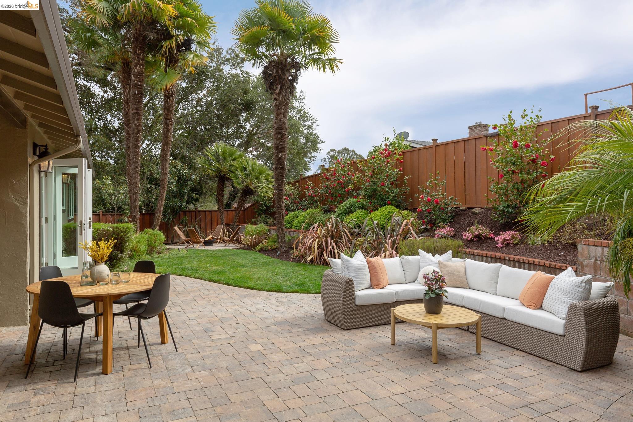 Detail Gallery Image 46 of 52 For 261 Silverado Ct, Oakland,  CA 94605 - 3 Beds | 2 Baths