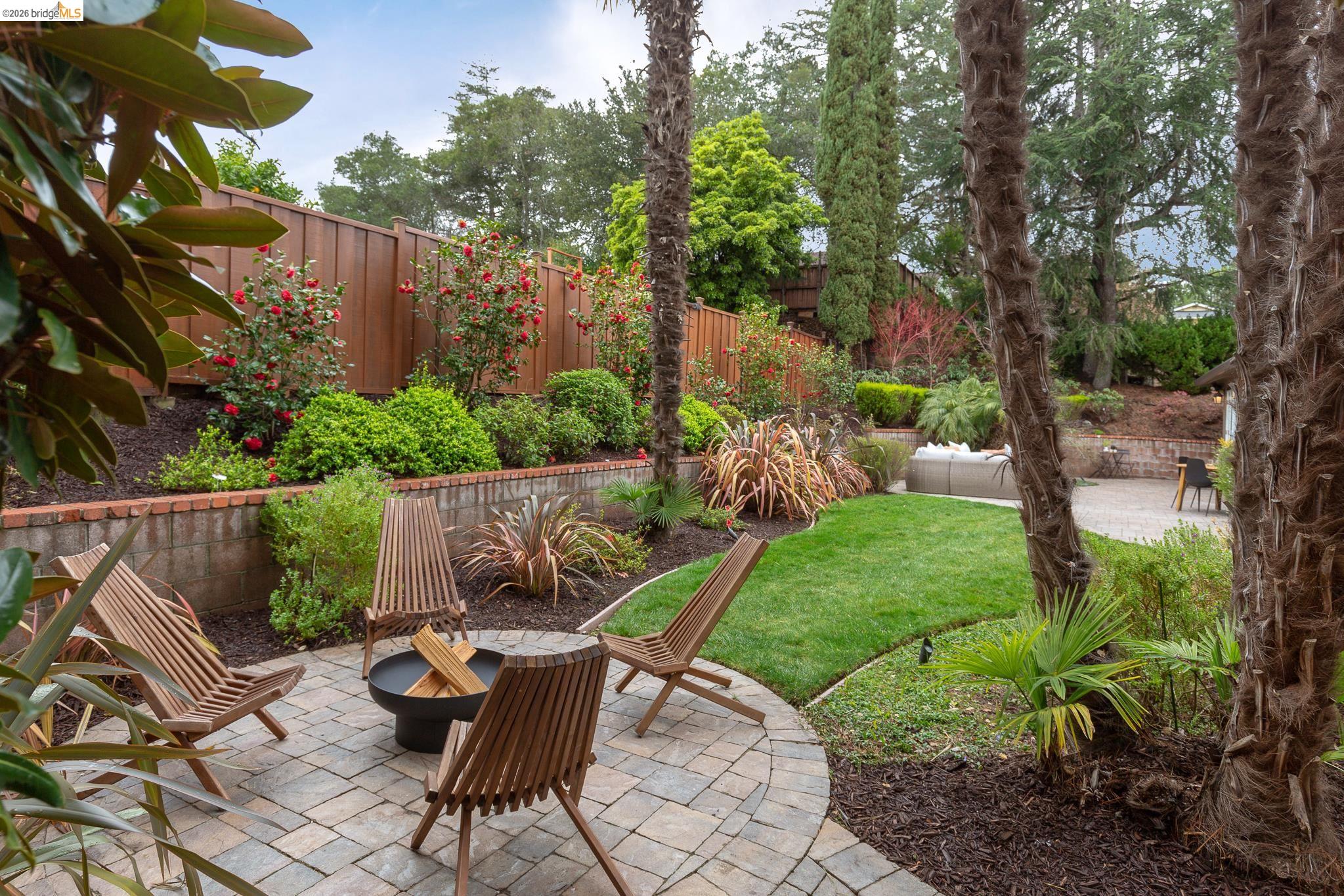 Detail Gallery Image 48 of 52 For 261 Silverado Ct, Oakland,  CA 94605 - 3 Beds | 2 Baths