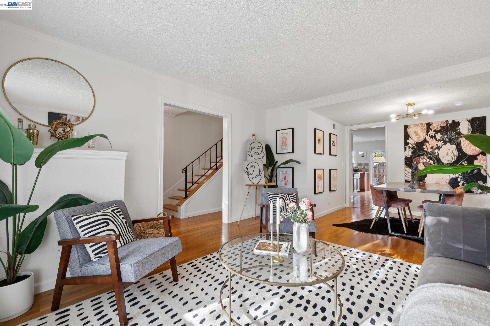 Photo #1: 41125304 Listing: Photo #1