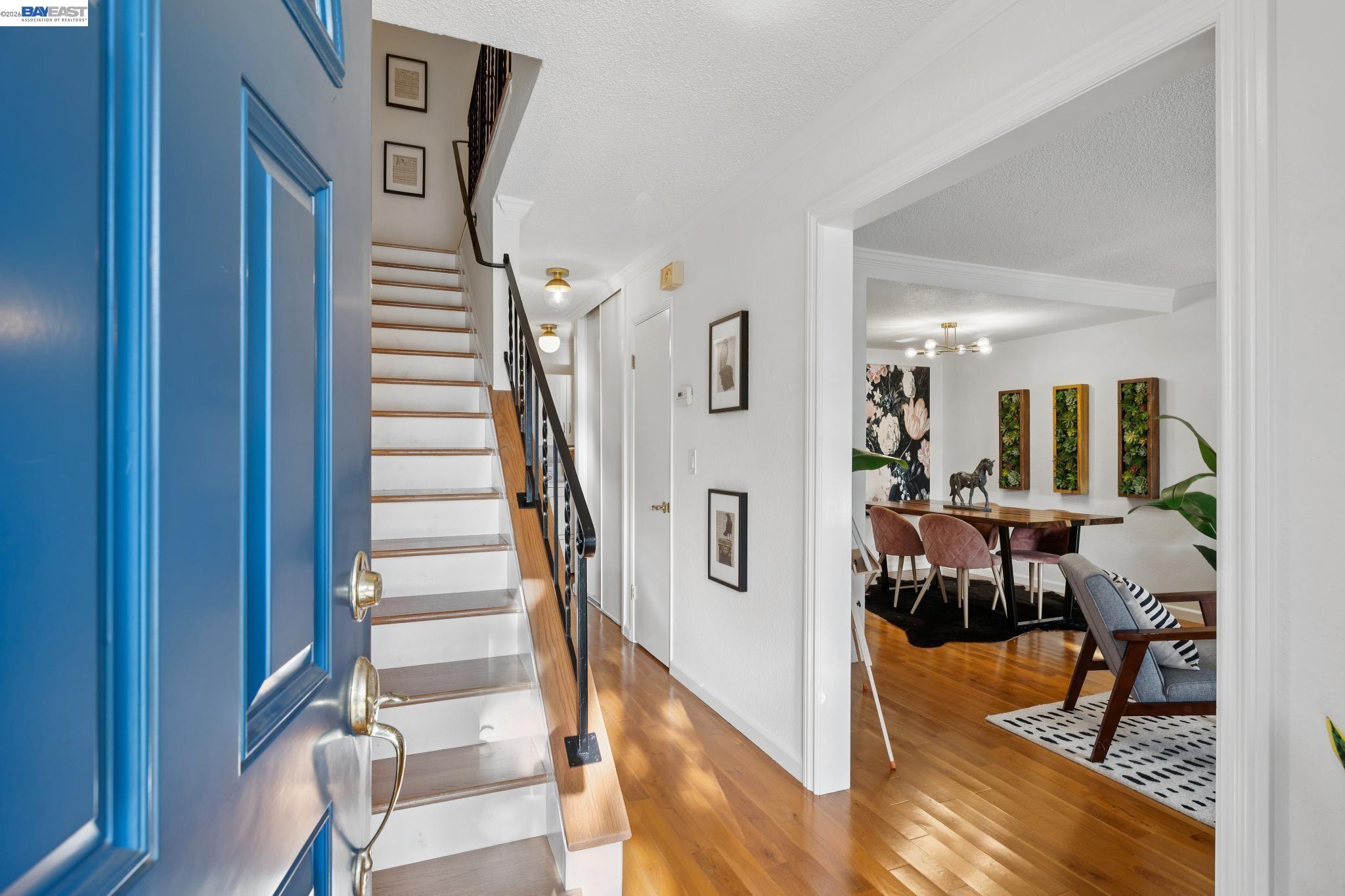 Photo #2: 41125304 Listing: Photo #2