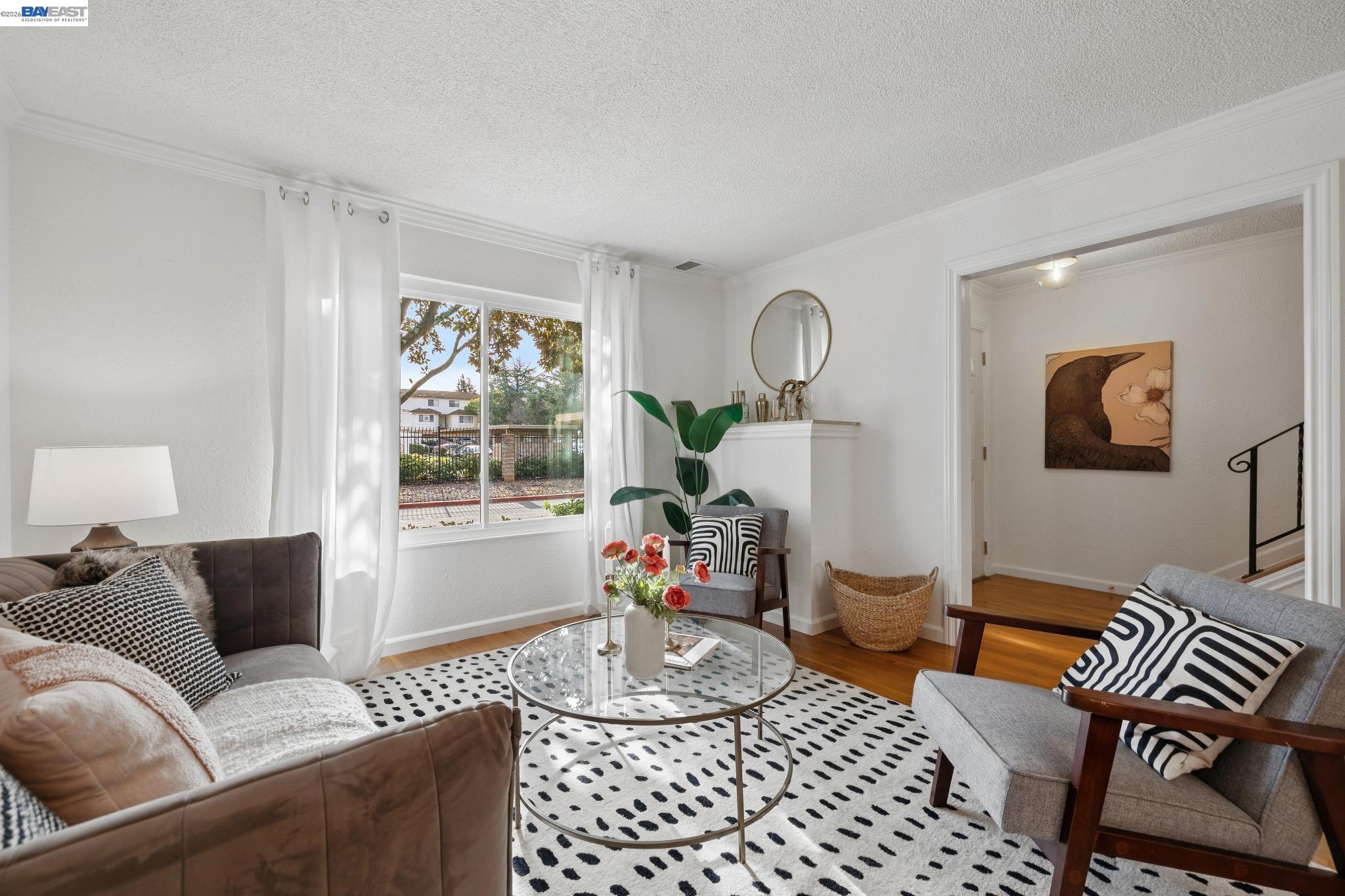 Photo #3: 41125304 Listing: Photo #3