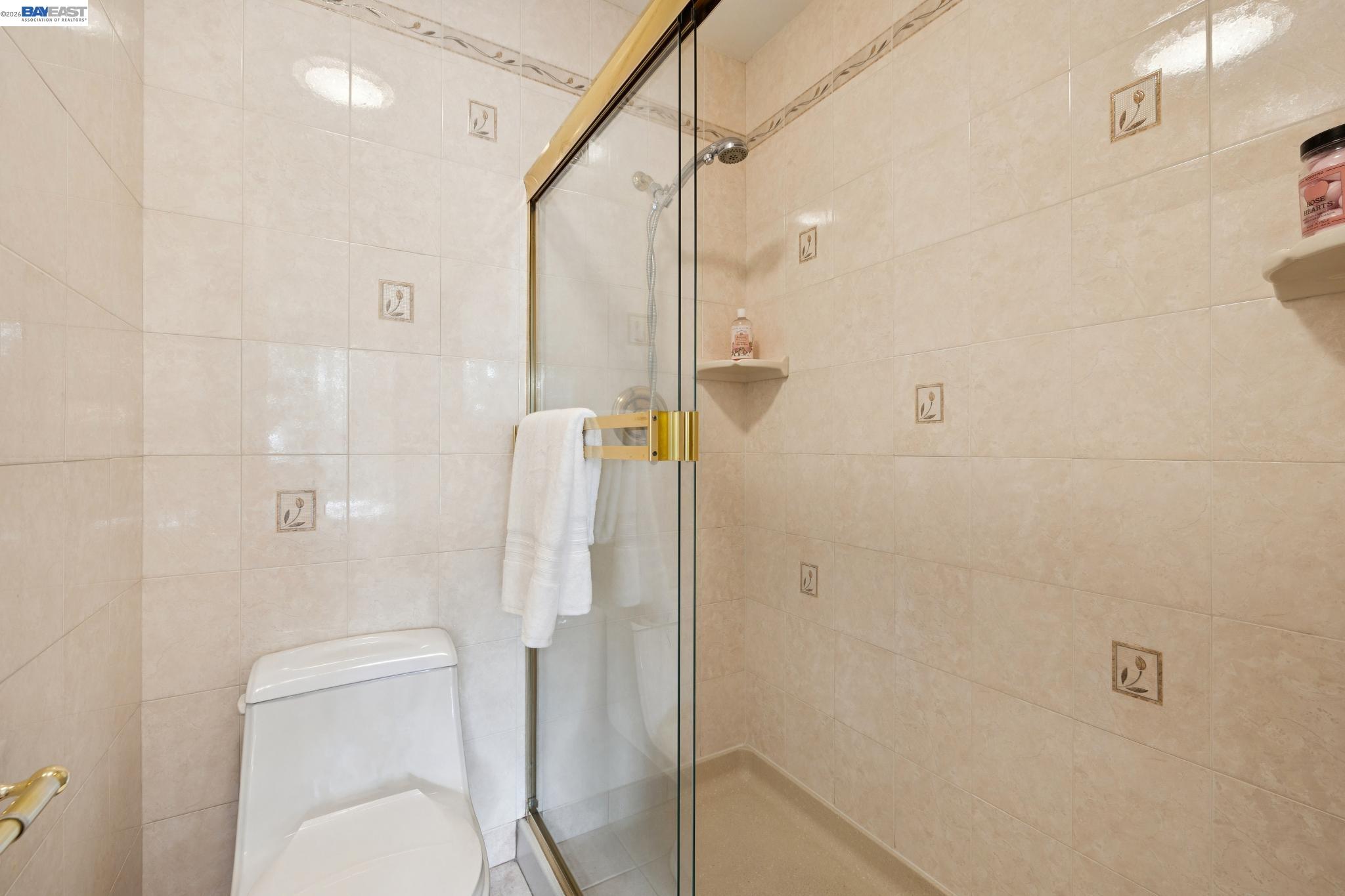 Photo #24: 41125304 Listing: Photo #24