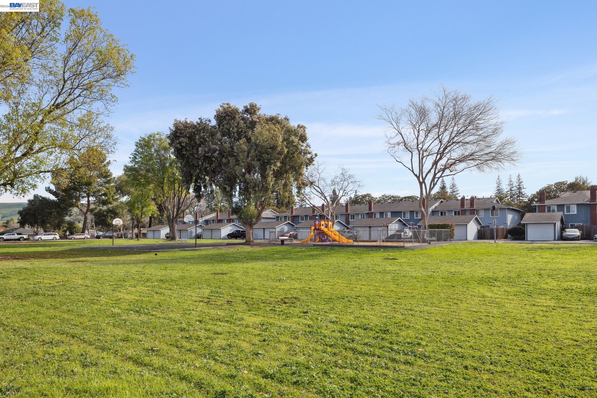 Photo #42: 41125304 Listing: Photo #42