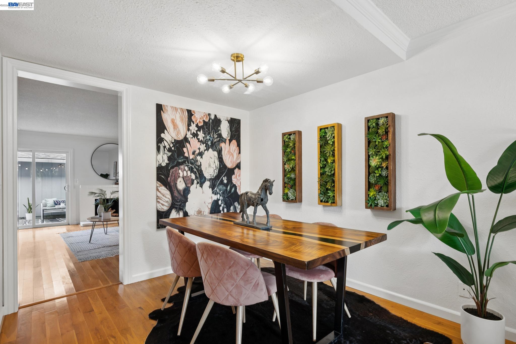 Photo #8: 41125304 Listing: Photo #8