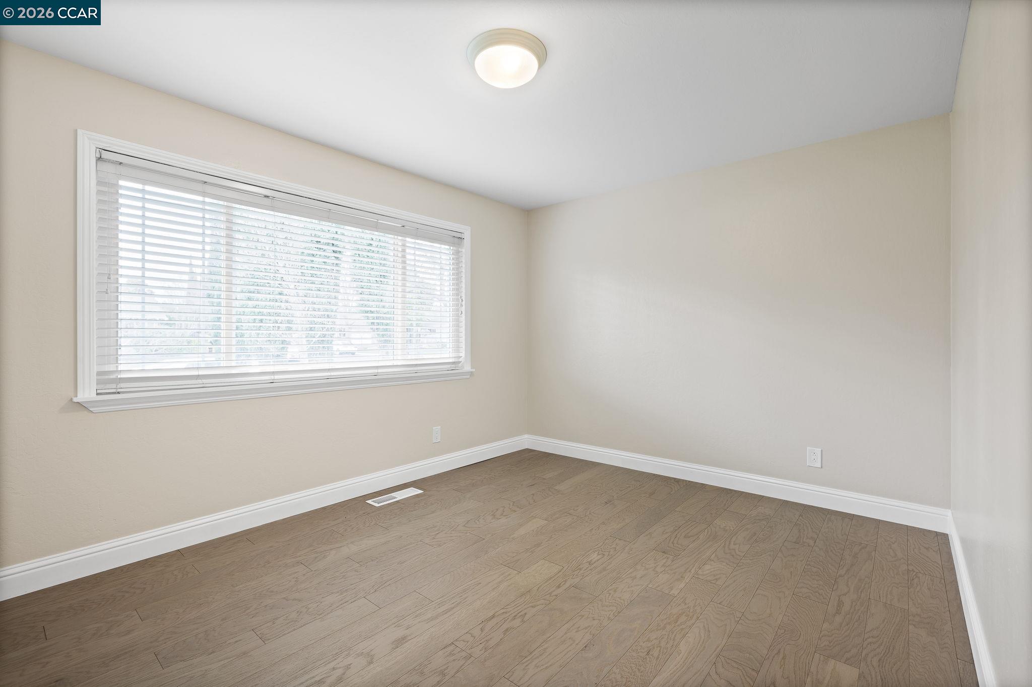 Detail Gallery Image 16 of 24 For 875 Brittany Ln, Concord,  CA 94518 - 4 Beds | 3 Baths