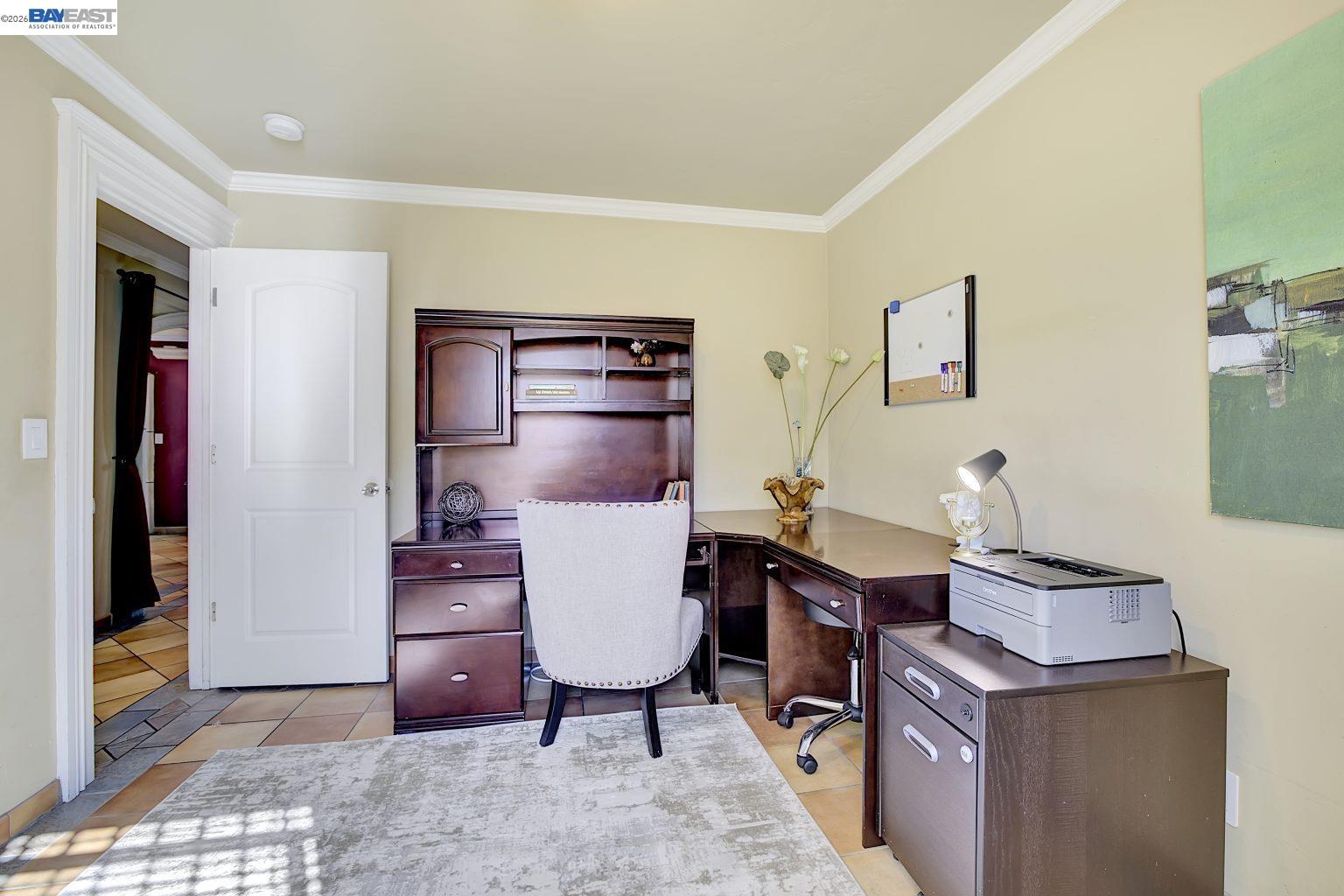 Detail Gallery Image 14 of 55 For 2635 E 10th St, Oakland,  CA 94601 - 4 Beds | 3 Baths