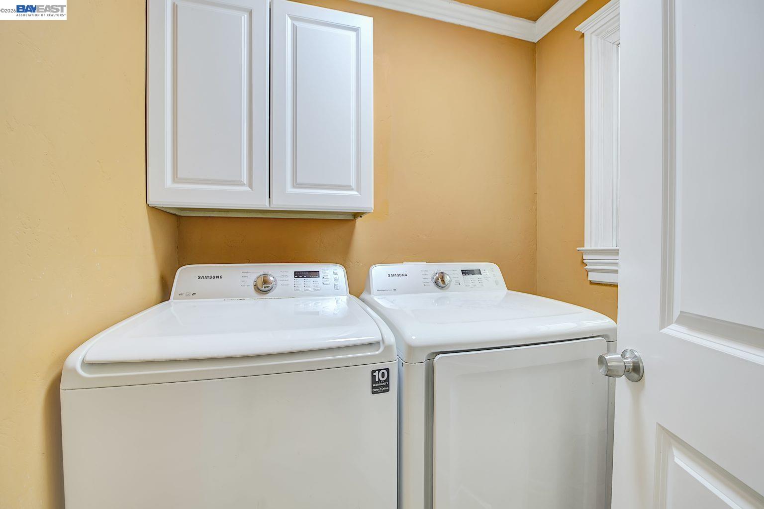 Detail Gallery Image 16 of 55 For 2635 E 10th St, Oakland,  CA 94601 - 4 Beds | 3 Baths