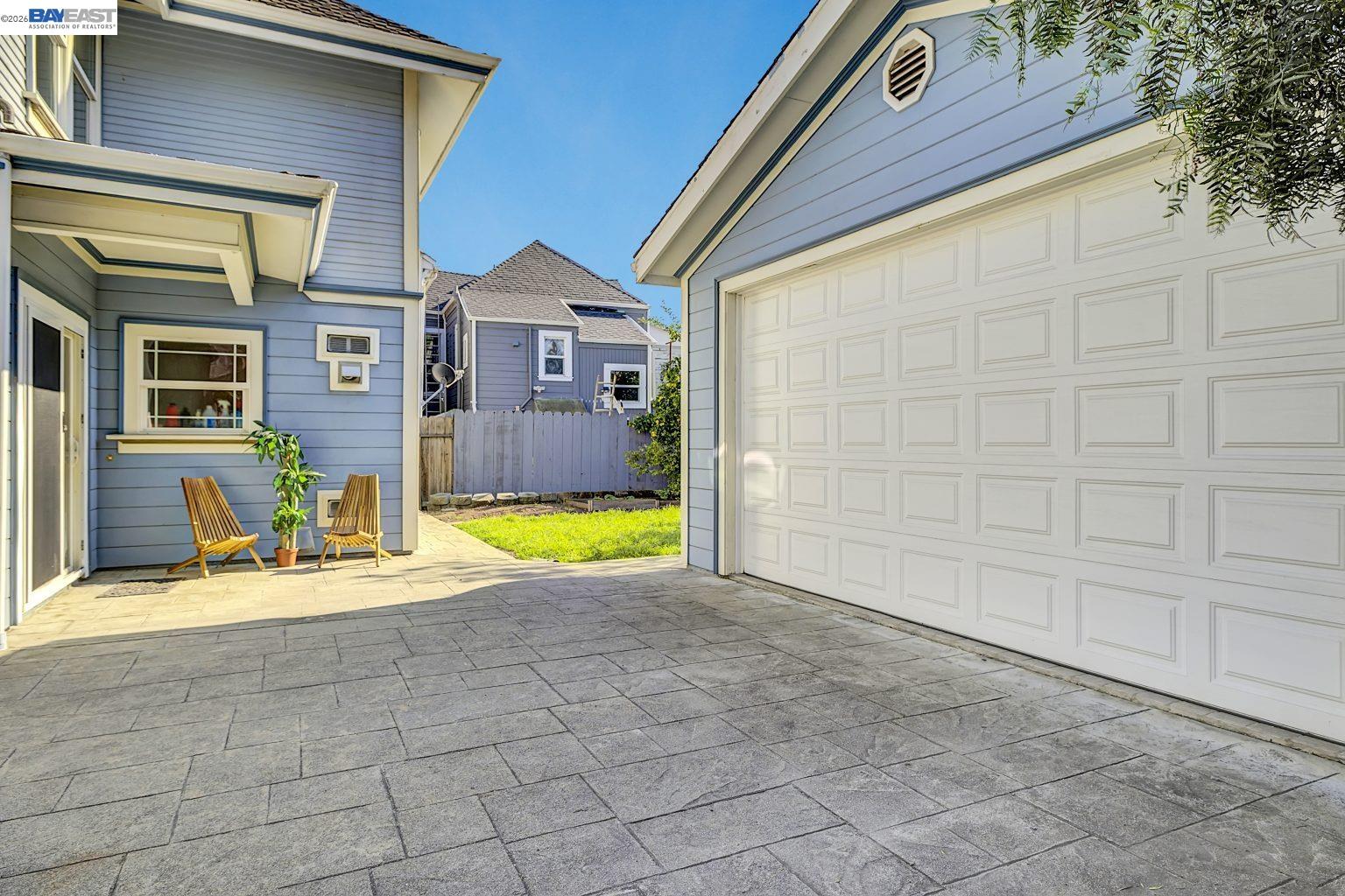 Detail Gallery Image 44 of 55 For 2635 E 10th St, Oakland,  CA 94601 - 4 Beds | 3 Baths