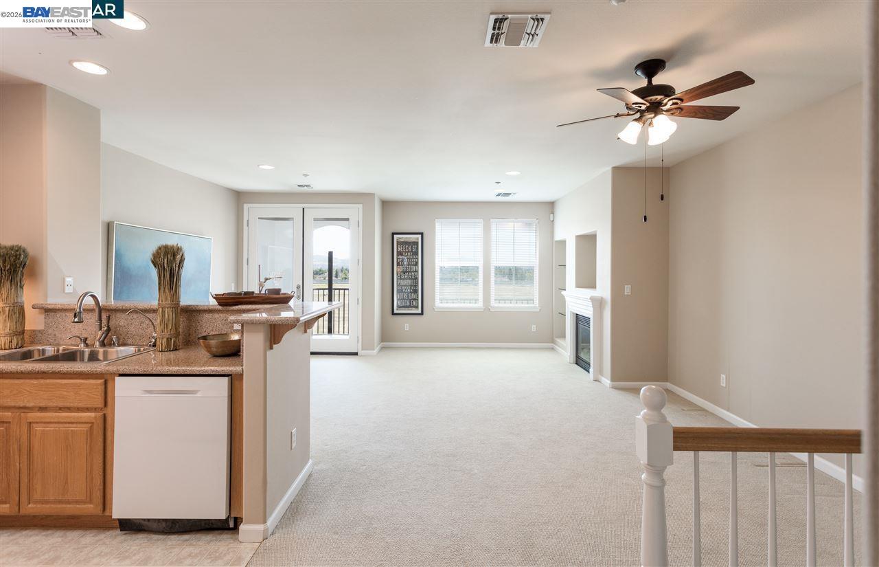 Photo #5: 41125307 Listing: Photo #5