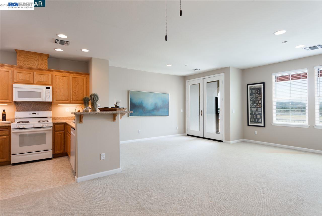 Photo #6: 41125307 Listing: Photo #6