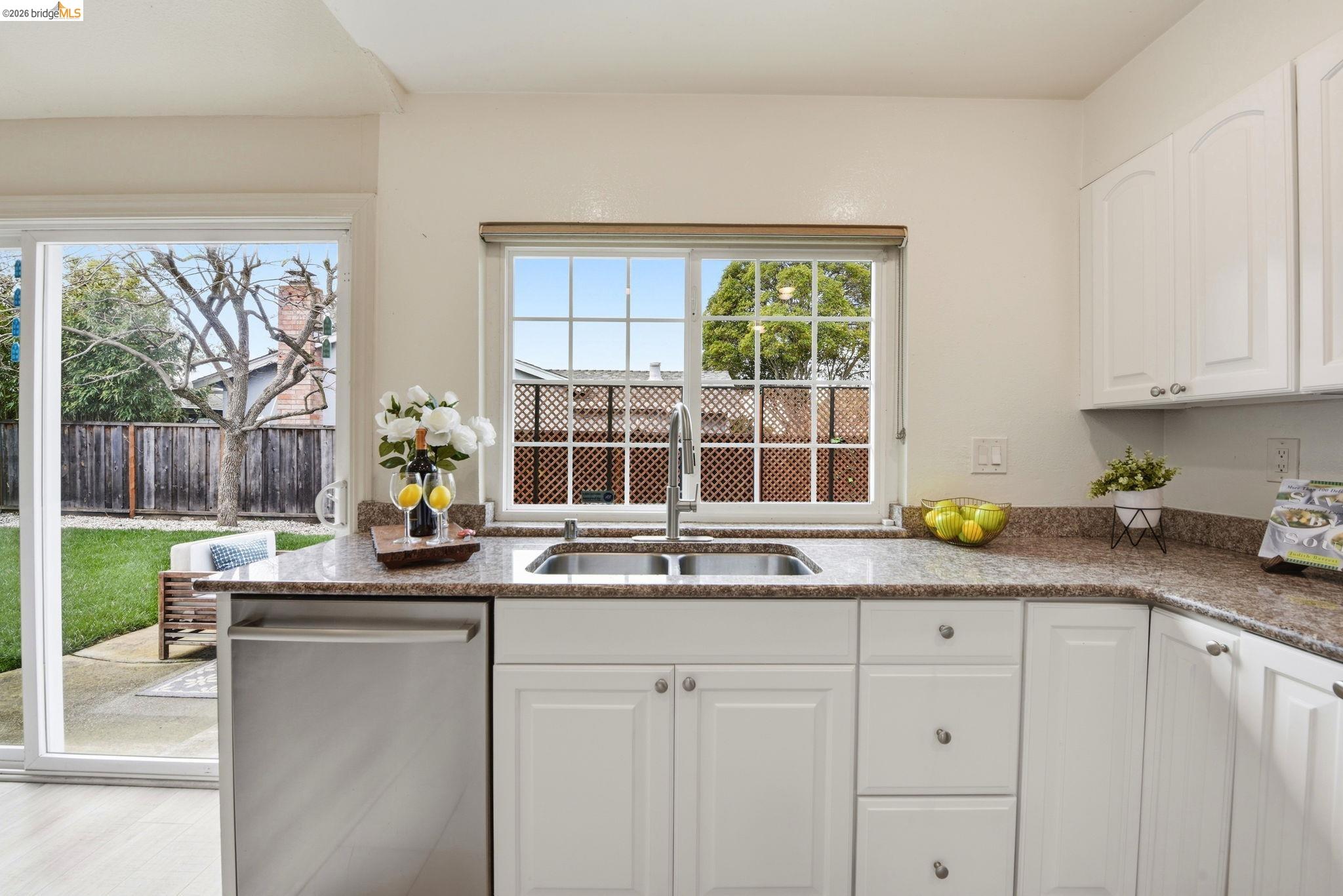 Detail Gallery Image 14 of 45 For 4701 Michelle Way, Union City,  CA 94587 - 4 Beds | 2 Baths